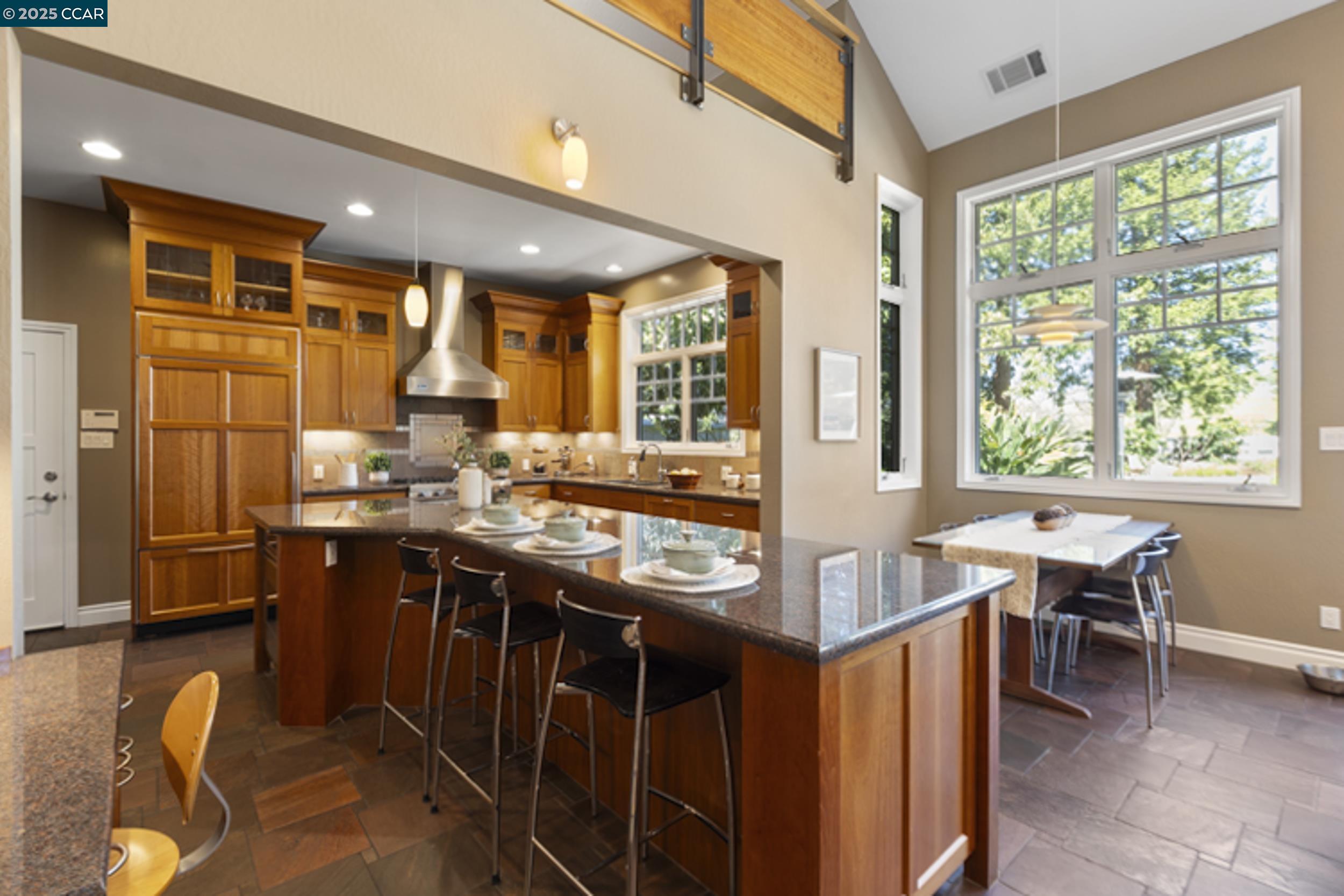 Detail Gallery Image 15 of 60 For 350 Pine Creek Rd, Walnut Creek,  CA 94598 - 4 Beds | 3 Baths