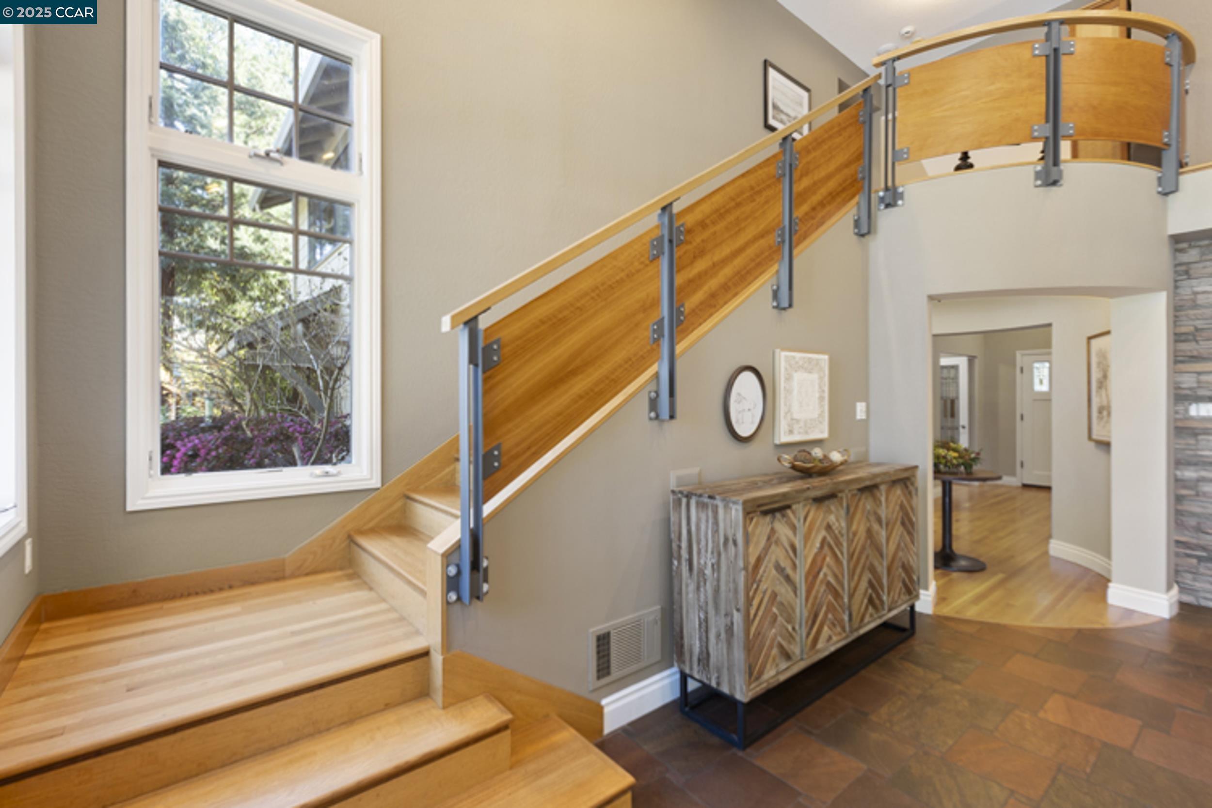 Detail Gallery Image 21 of 60 For 350 Pine Creek Rd, Walnut Creek,  CA 94598 - 4 Beds | 3 Baths