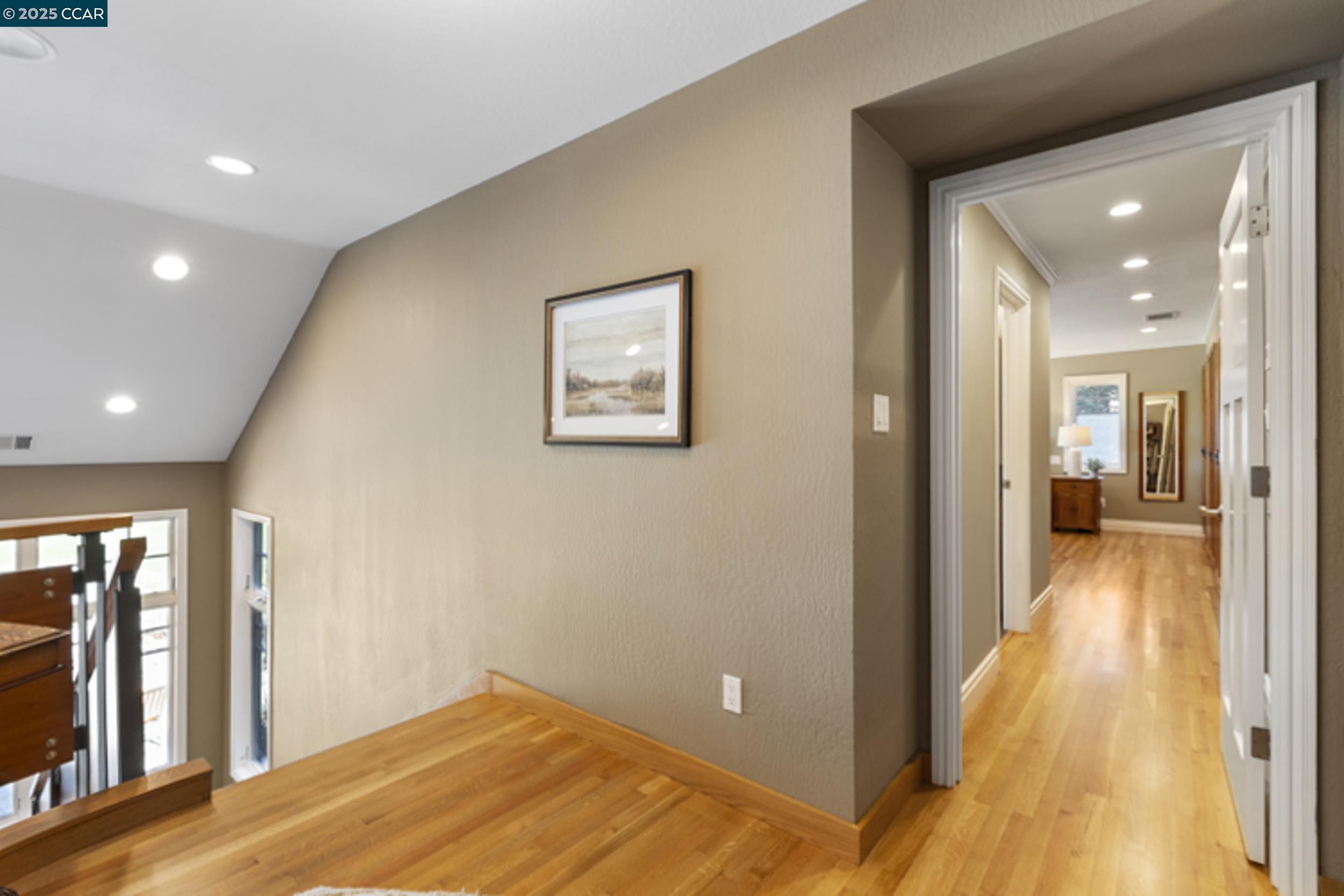 Detail Gallery Image 23 of 60 For 350 Pine Creek Rd, Walnut Creek,  CA 94598 - 4 Beds | 3 Baths