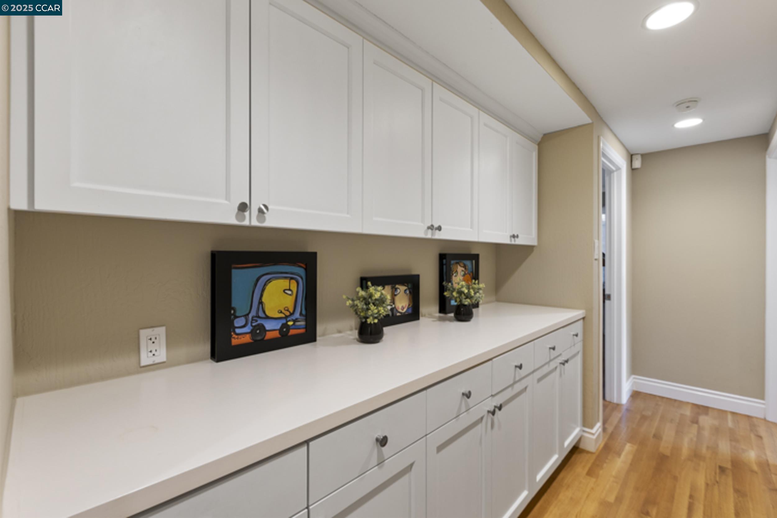 Detail Gallery Image 27 of 60 For 350 Pine Creek Rd, Walnut Creek,  CA 94598 - 4 Beds | 3 Baths