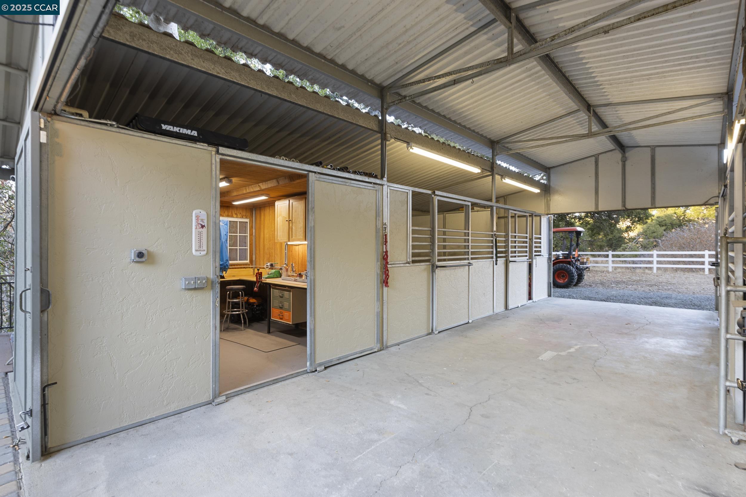 Detail Gallery Image 43 of 60 For 350 Pine Creek Rd, Walnut Creek,  CA 94598 - 4 Beds | 3 Baths