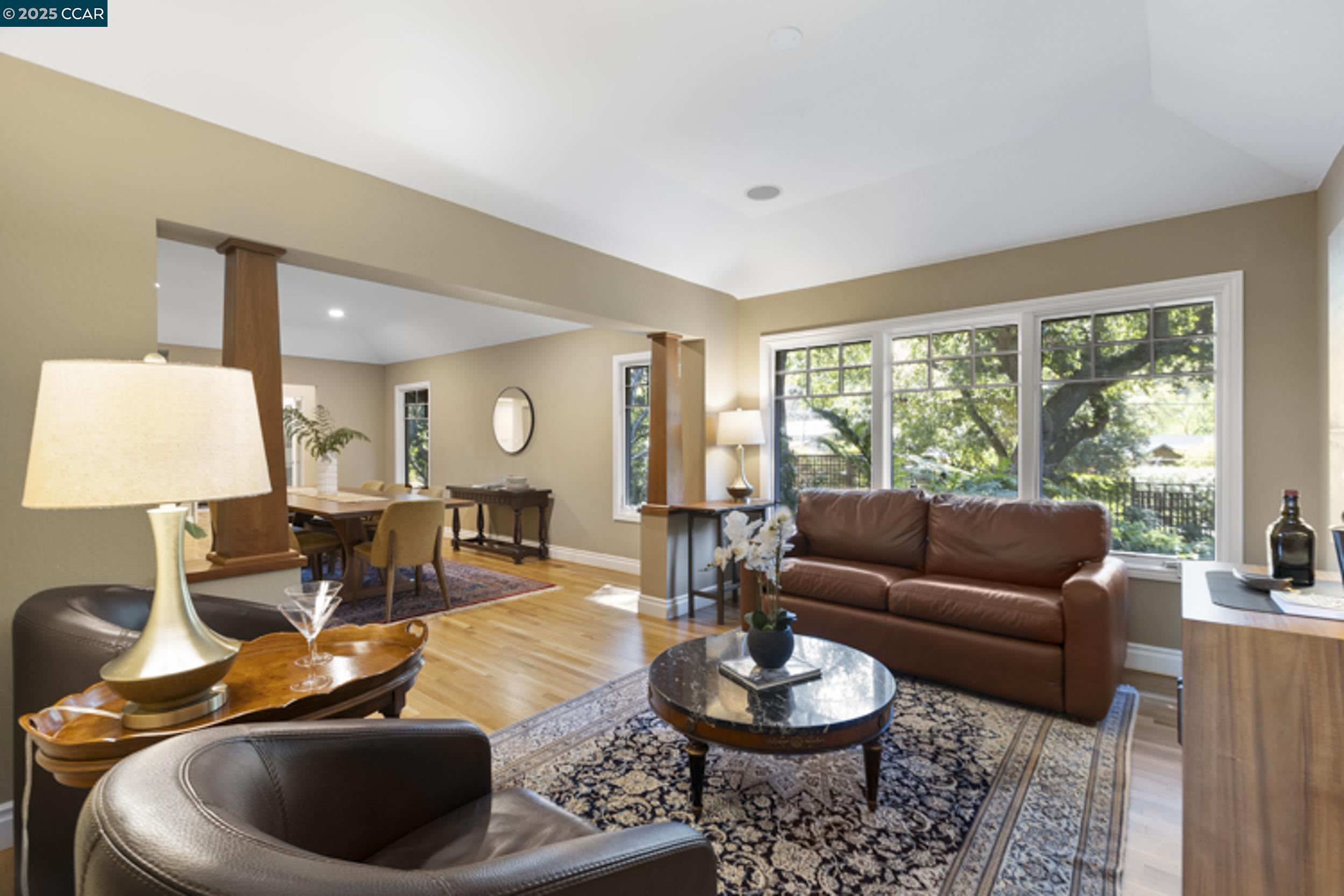 Detail Gallery Image 7 of 60 For 350 Pine Creek Rd, Walnut Creek,  CA 94598 - 4 Beds | 3 Baths