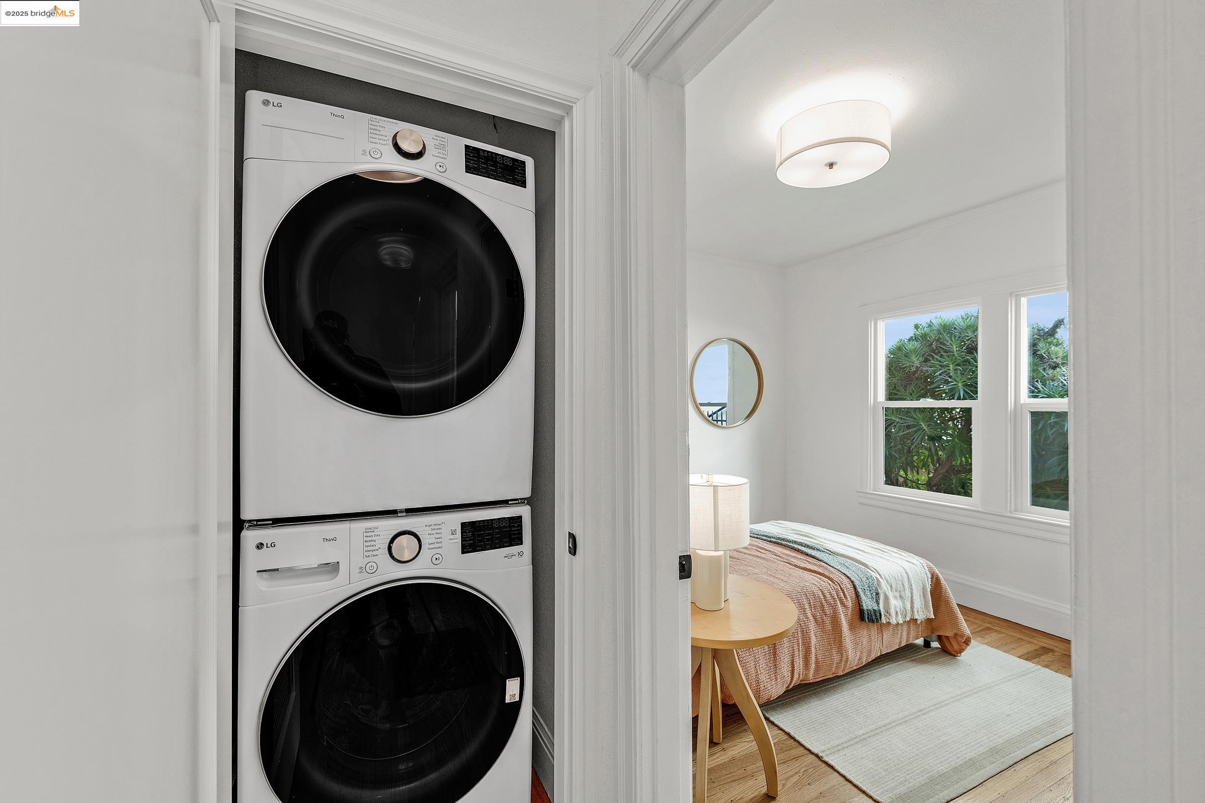 Detail Gallery Image 24 of 59 For 1515 Derby St, Berkeley,  CA 94703 - 4 Beds | 2 Baths