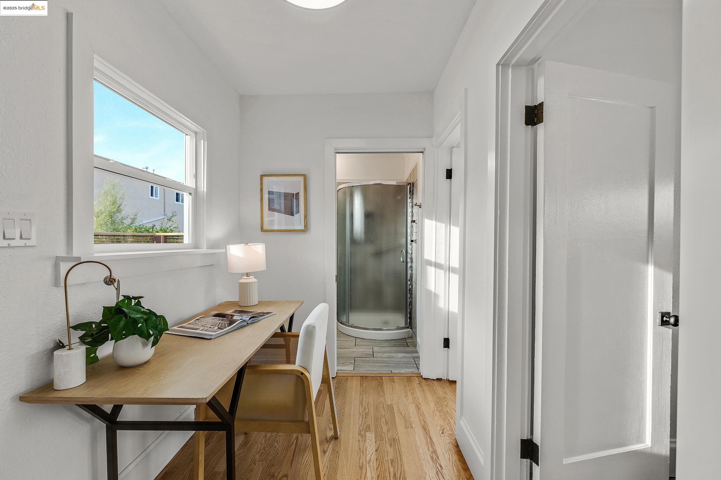 Detail Gallery Image 46 of 59 For 1515 Derby St, Berkeley,  CA 94703 - 4 Beds | 2 Baths