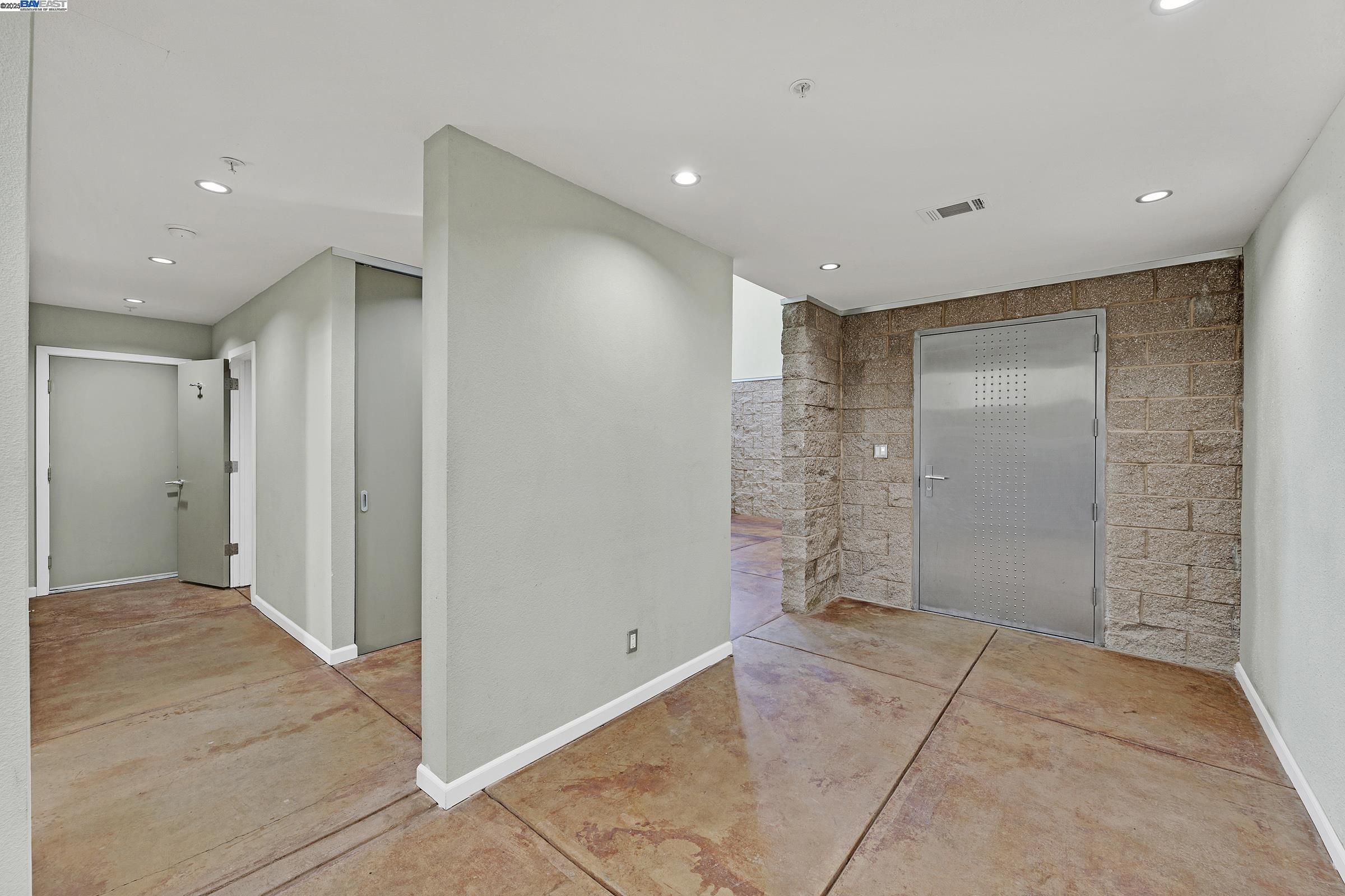 Detail Gallery Image 14 of 51 For 17011 Midway Rd, Tracy,  CA 95377 - 4 Beds | 3 Baths