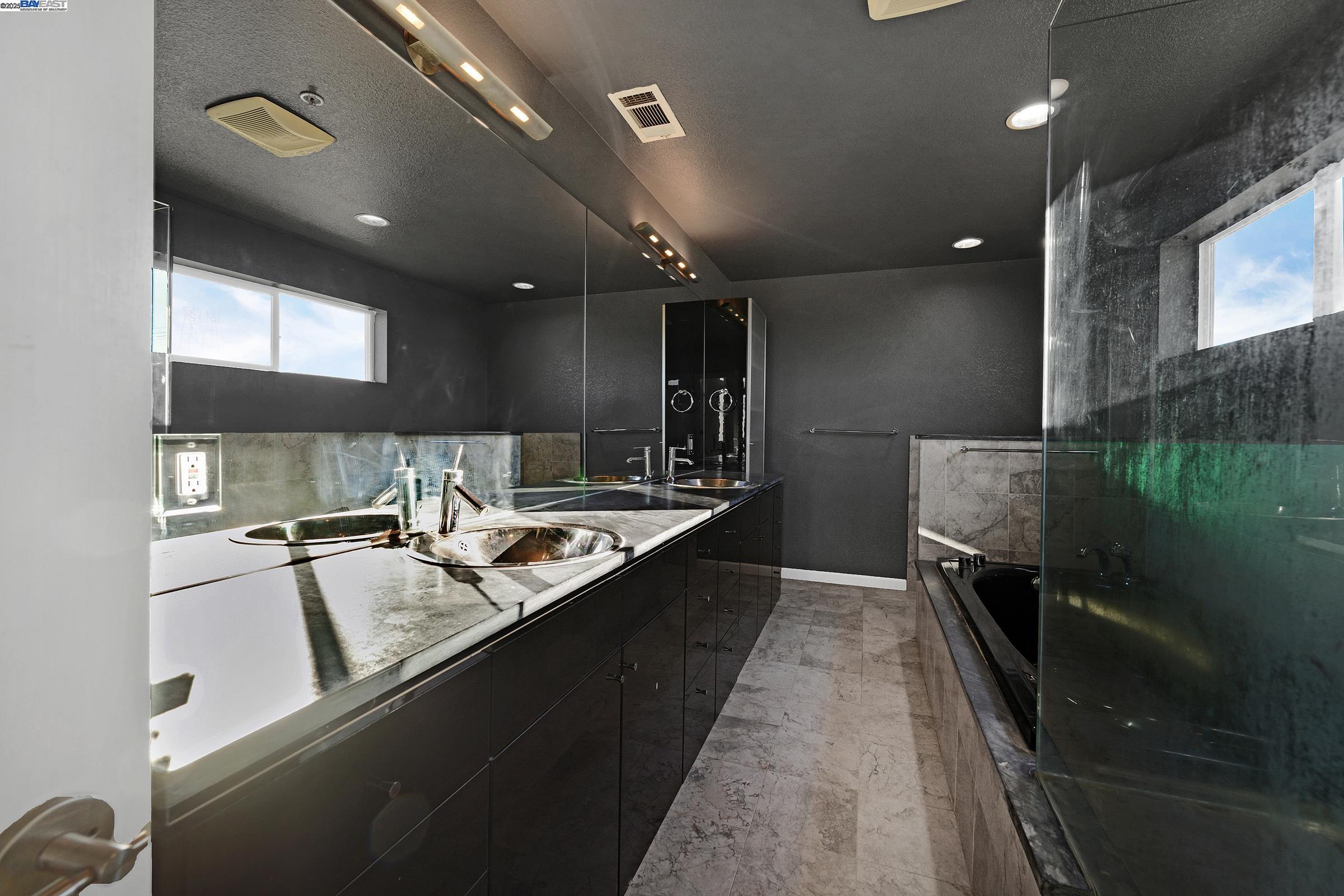 Detail Gallery Image 32 of 51 For 17011 Midway Rd, Tracy,  CA 95377 - 4 Beds | 3 Baths