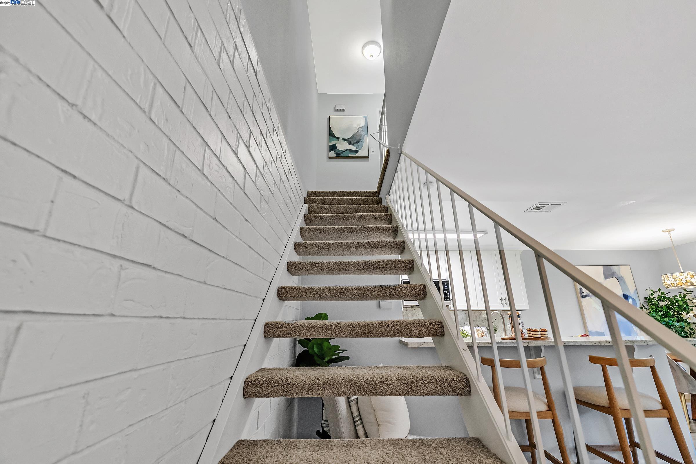 Detail Gallery Image 19 of 34 For 2207 Segundo Ct #2,  Pleasanton,  CA 94588 - 2 Beds | 1 Baths