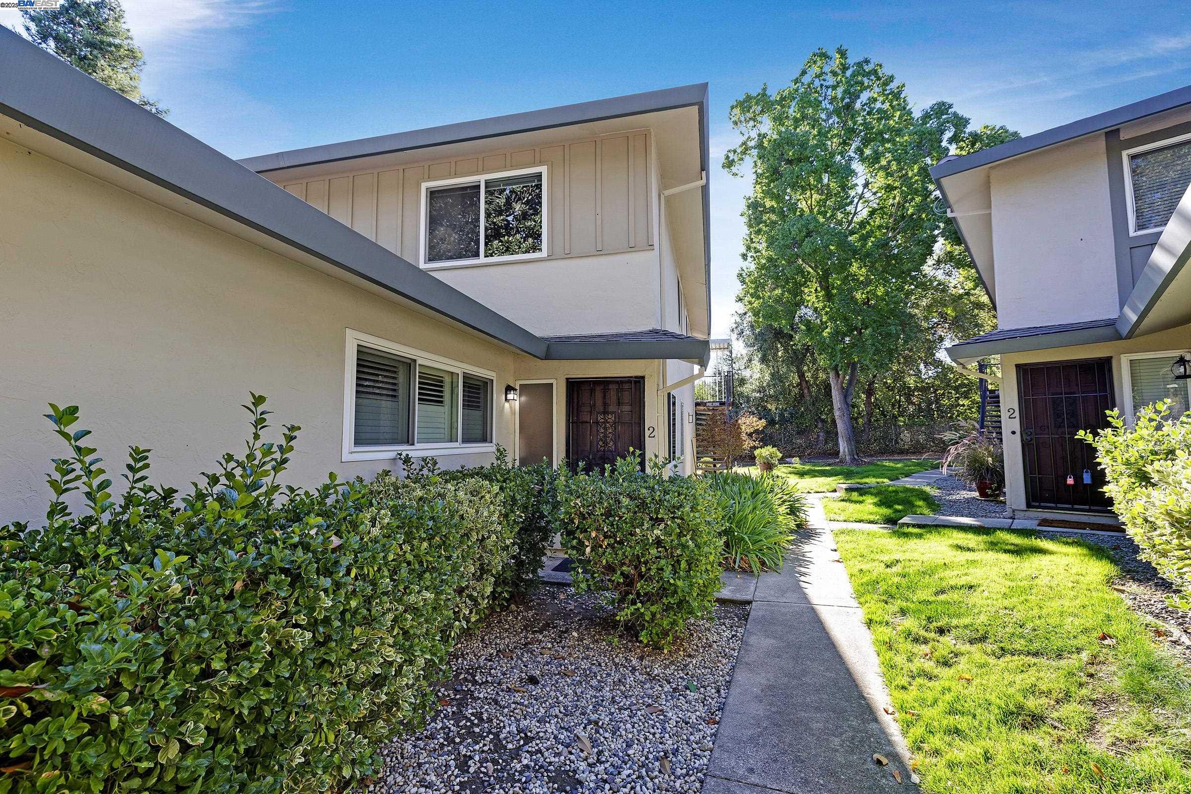 Detail Gallery Image 30 of 34 For 2207 Segundo Ct #2,  Pleasanton,  CA 94588 - 2 Beds | 1 Baths