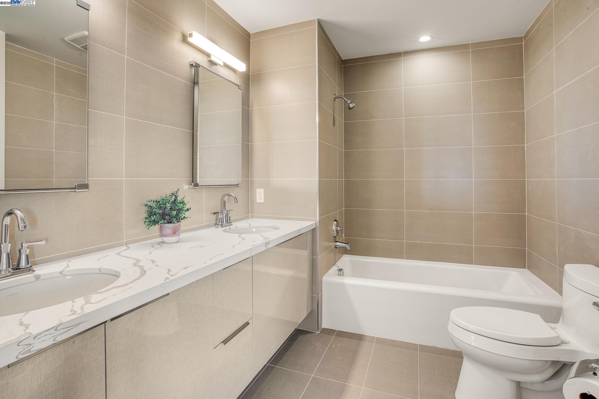 Detail Gallery Image 51 of 60 For 3535 Wawona St #431,  San Francisco,  CA 94116 - 2 Beds | 2 Baths