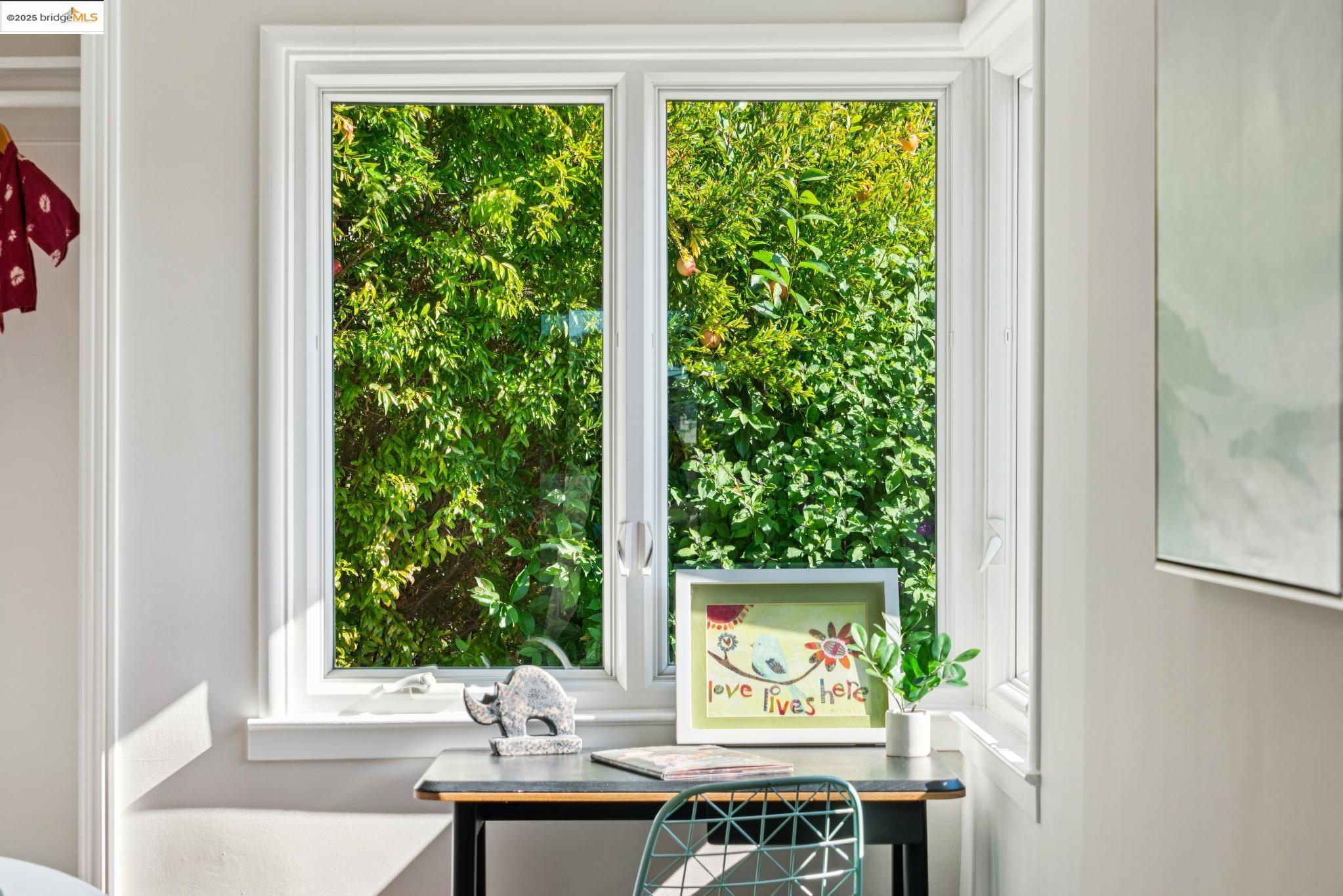 Detail Gallery Image 17 of 28 For 3546 Willis Ct, Oakland,  CA 94619 - 2 Beds | 2 Baths