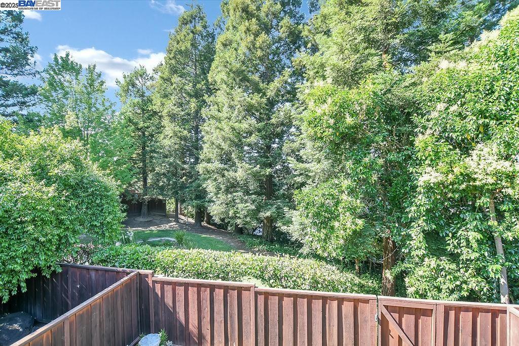 Detail Gallery Image 17 of 30 For 235 via Pinada Ln, Martinez,  CA 94553 - 3 Beds | 2 Baths