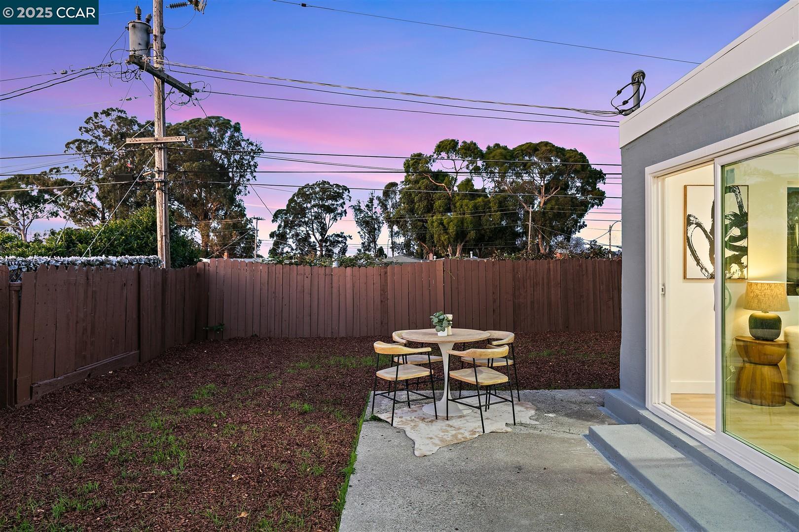 Detail Gallery Image 32 of 38 For 2981 Gilma Dr, Richmond,  CA 94806 - 3 Beds | 2 Baths