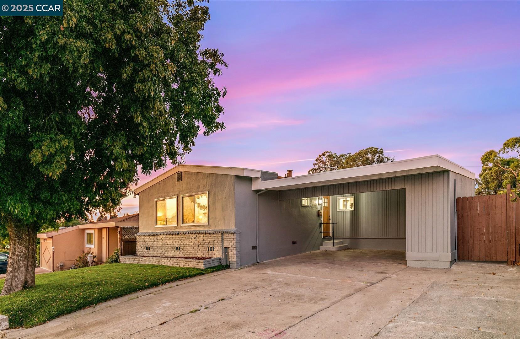 Detail Gallery Image 33 of 38 For 2981 Gilma Dr, Richmond,  CA 94806 - 3 Beds | 2 Baths