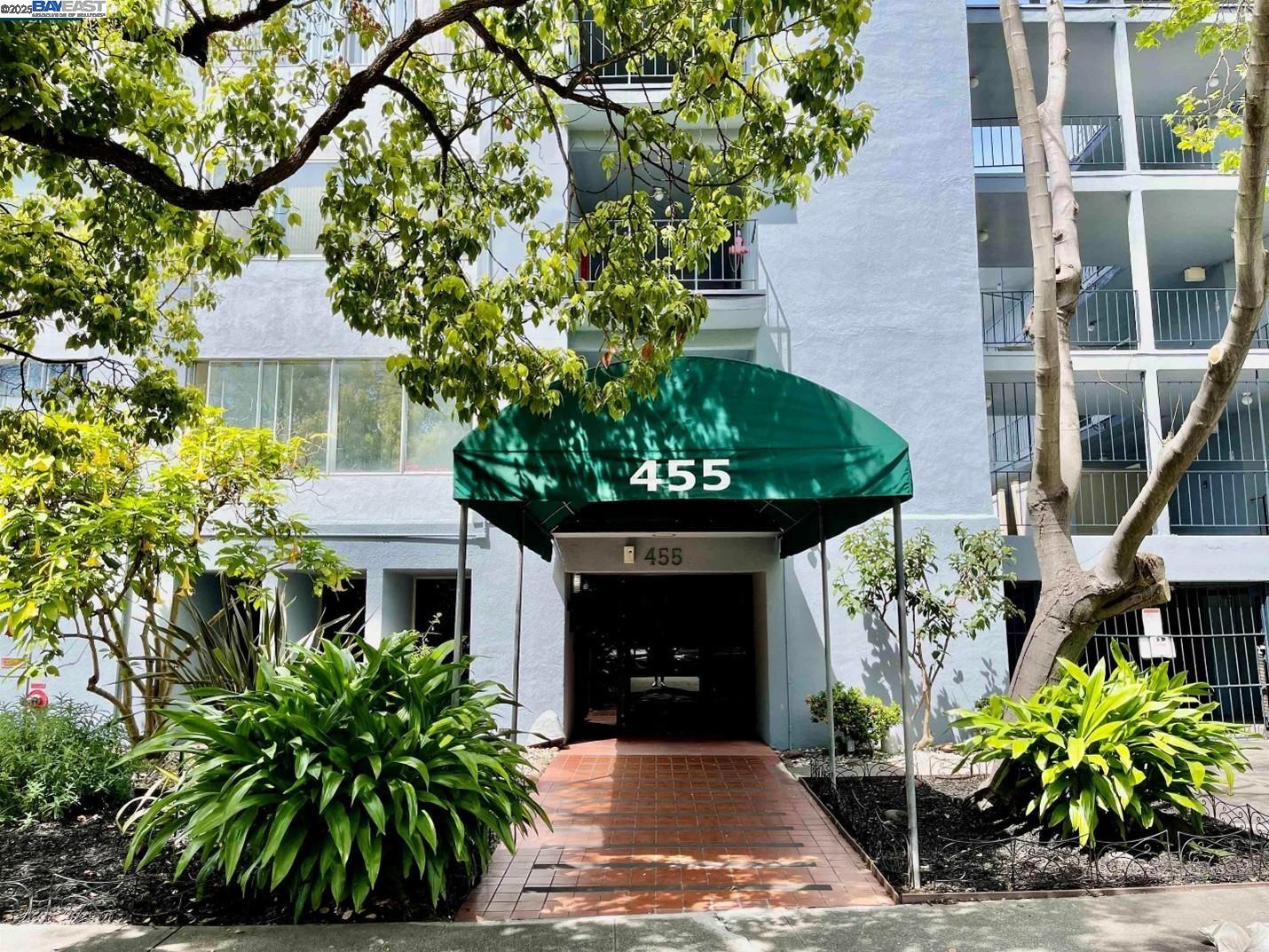 Front Image Thumbnail for BE41116189