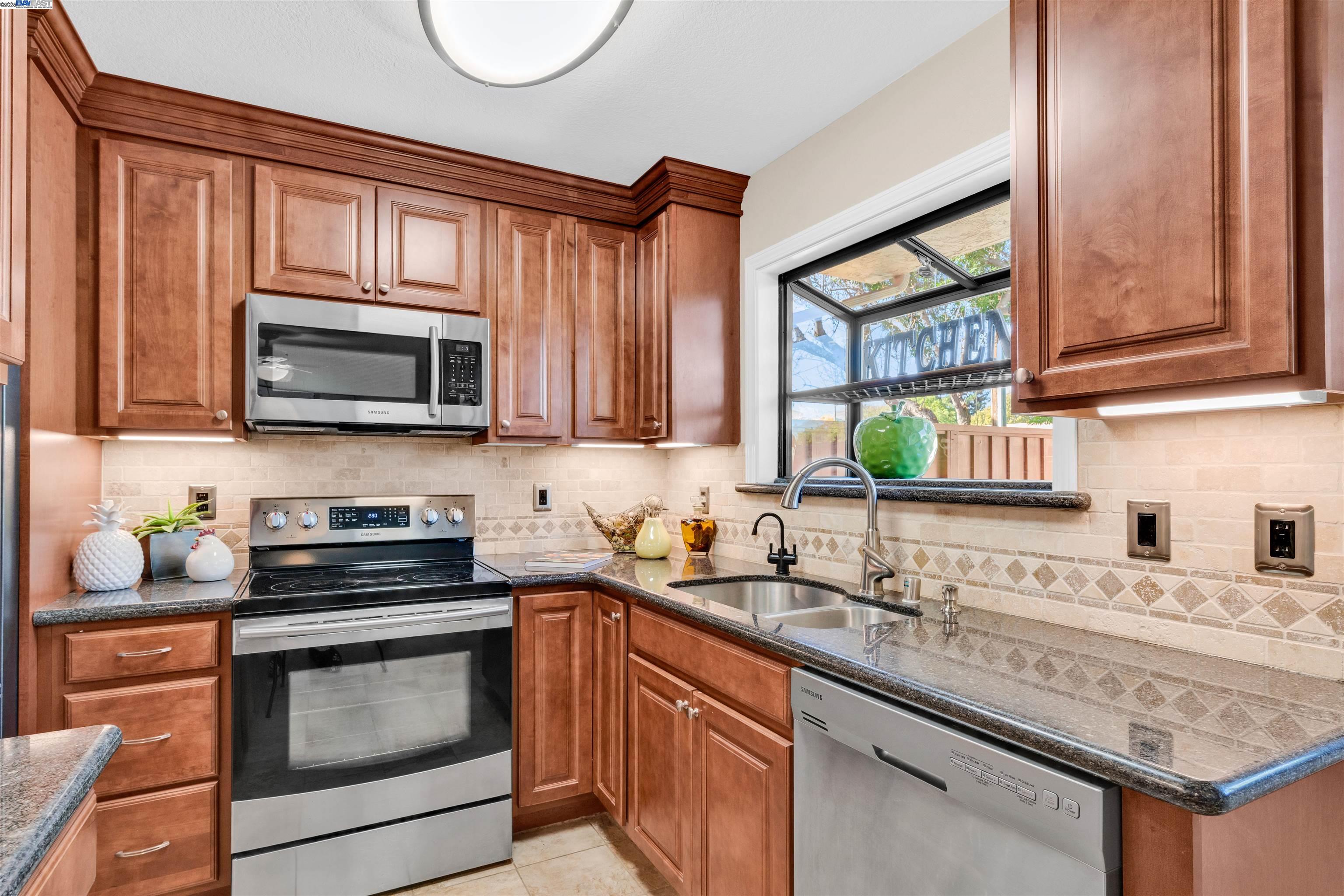 Photo #17: 41116192 Listing: Photo #17