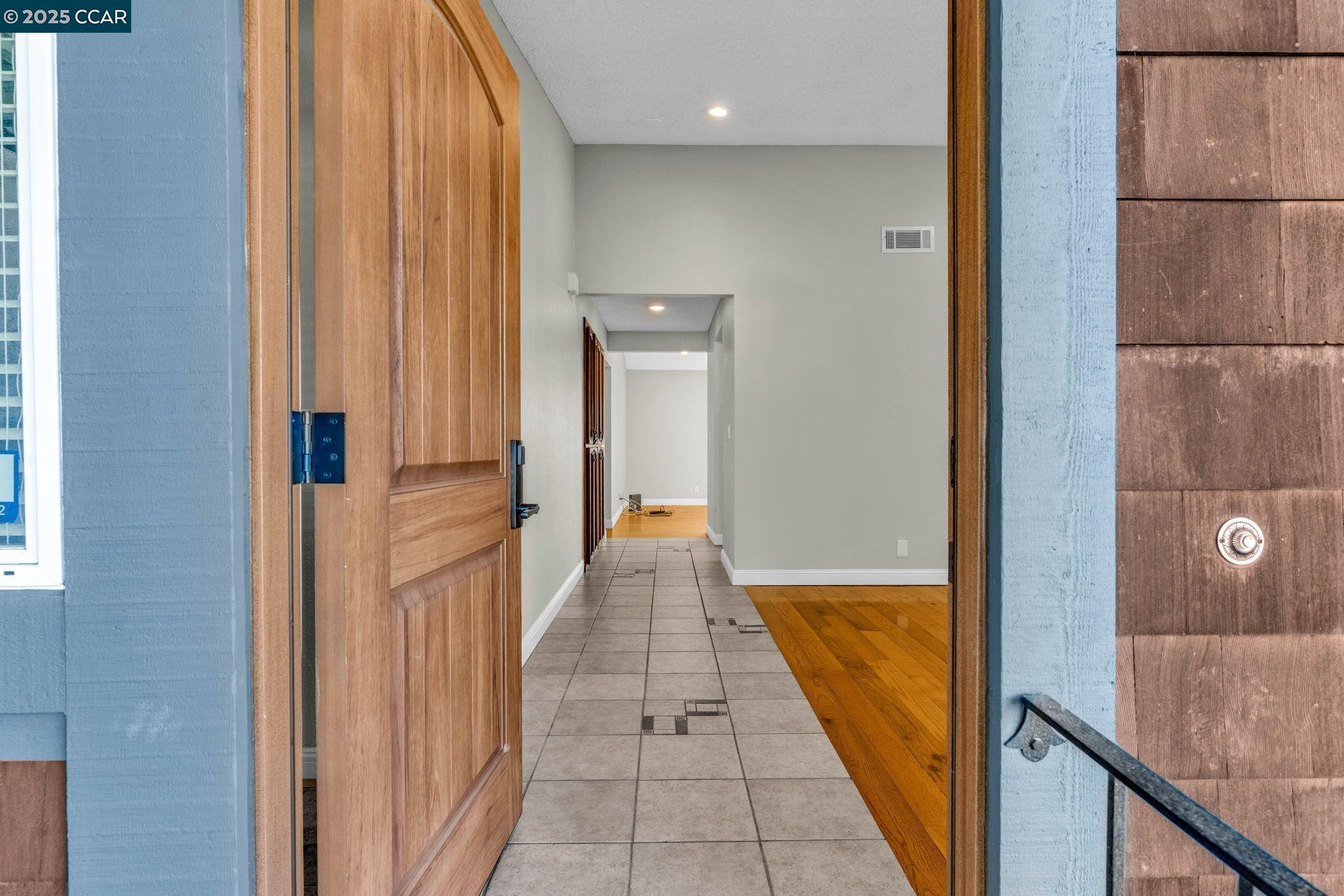 Detail Gallery Image 3 of 28 For 2701 Colony View Pl, Hayward,  CA 94541 - 3 Beds | 2 Baths