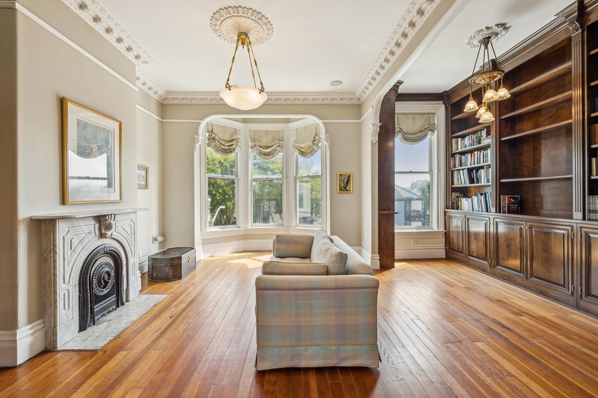 Detail Gallery Image 13 of 46 For 2070 Bush St, San Francisco,  CA 94115 - 3 Beds | 2/1 Baths