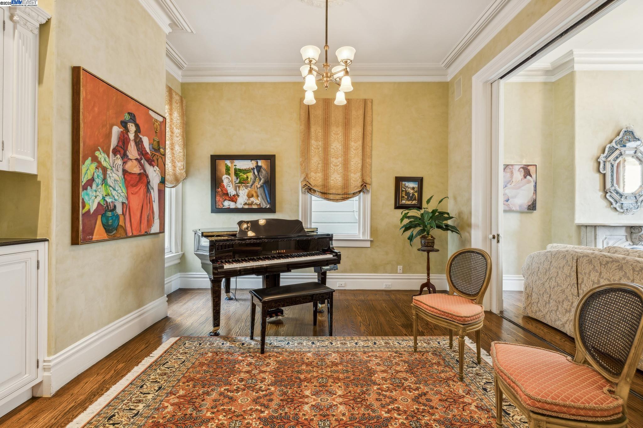 Detail Gallery Image 23 of 44 For 2070 Bush St, San Francisco,  CA 94115 - 3 Beds | 2/1 Baths