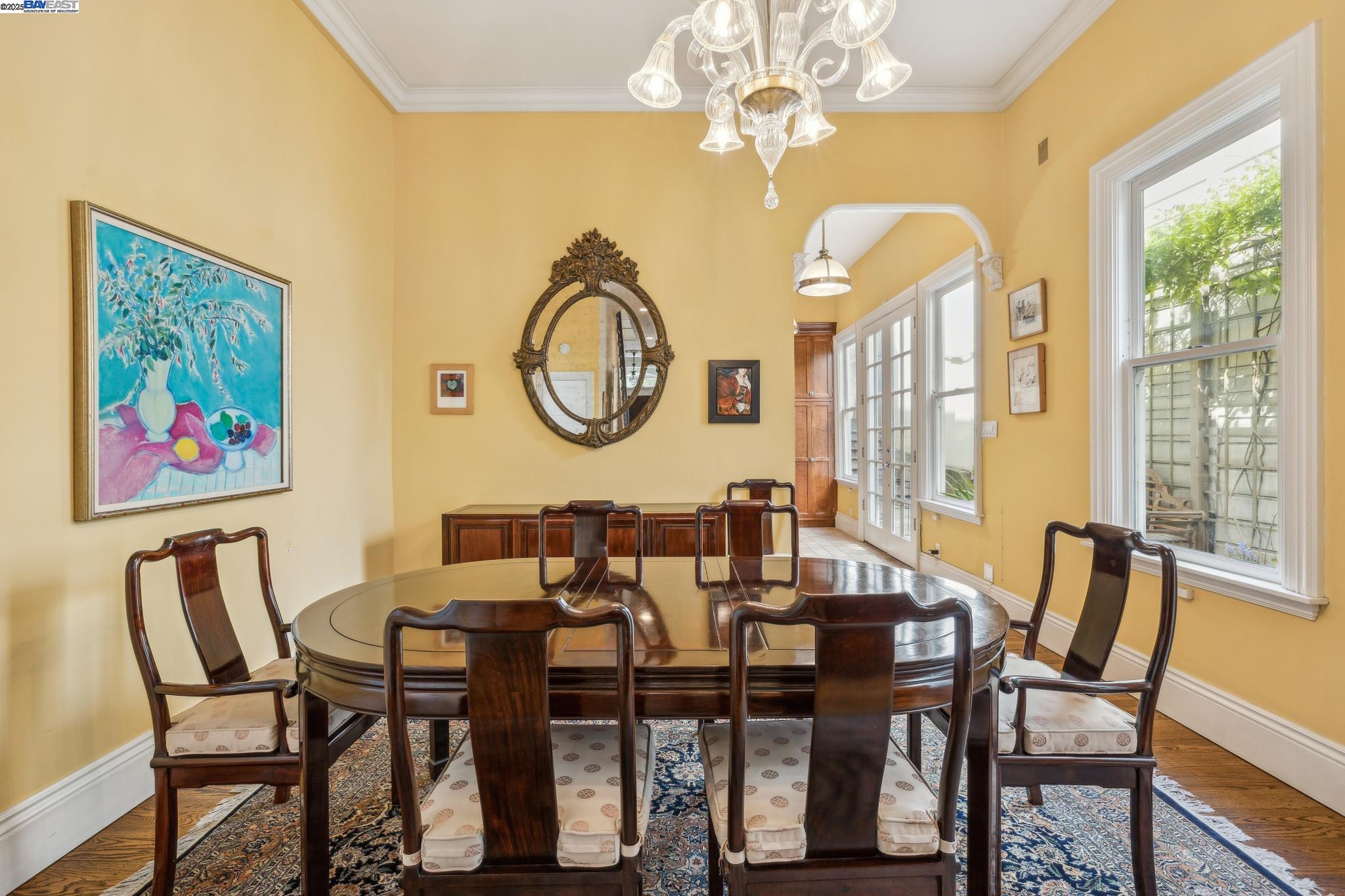 Detail Gallery Image 7 of 46 For 2070 Bush St, San Francisco,  CA 94115 - 3 Beds | 2/1 Baths