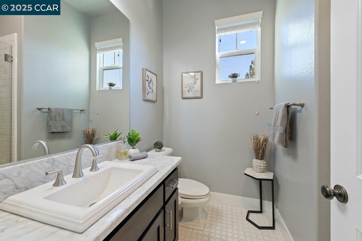 Detail Gallery Image 9 of 37 For 5656 Stockton Loop, Livermore,  CA 94550 - 5 Beds | 4 Baths