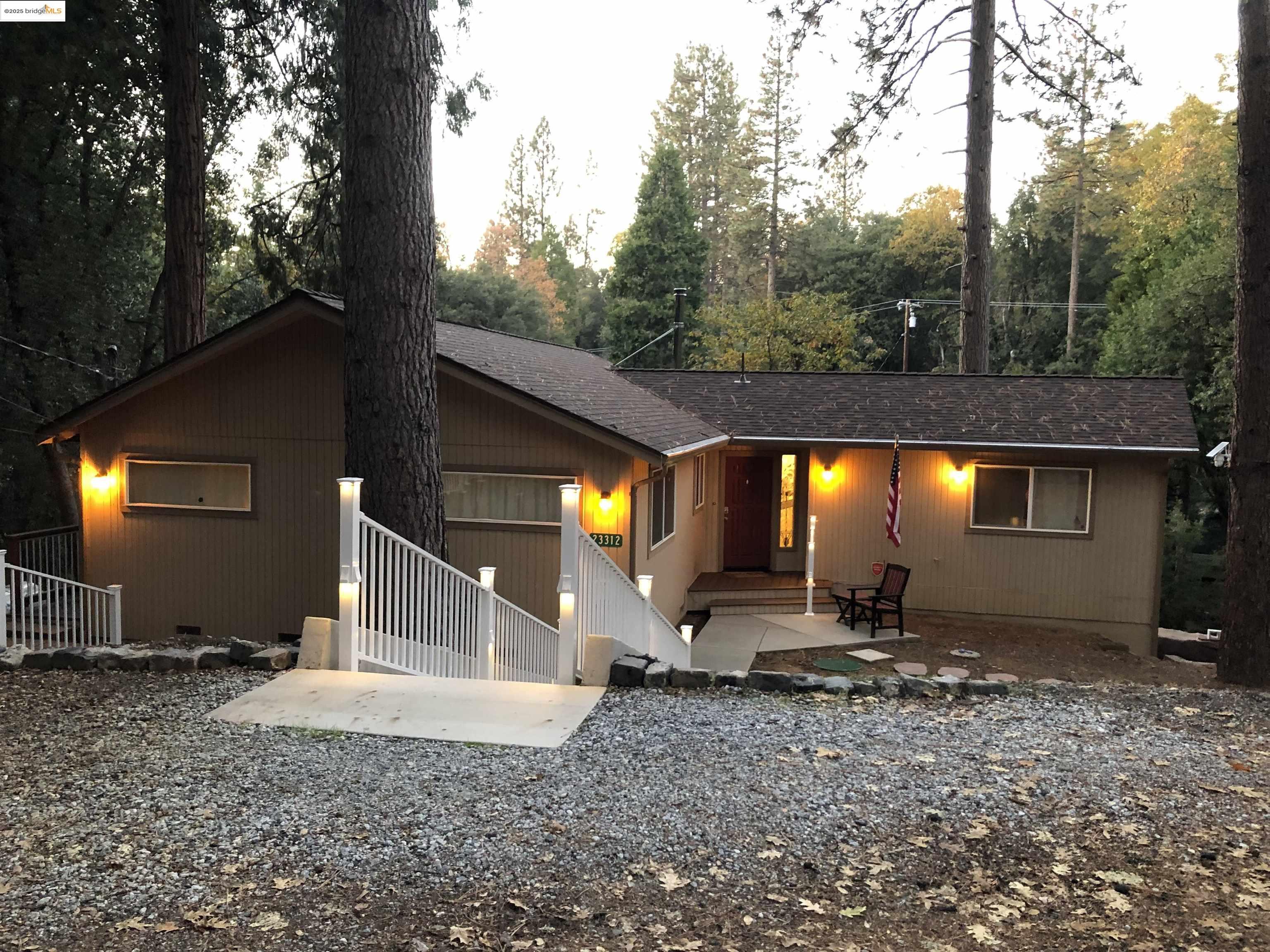 Front Image Thumbnail for EB41116201