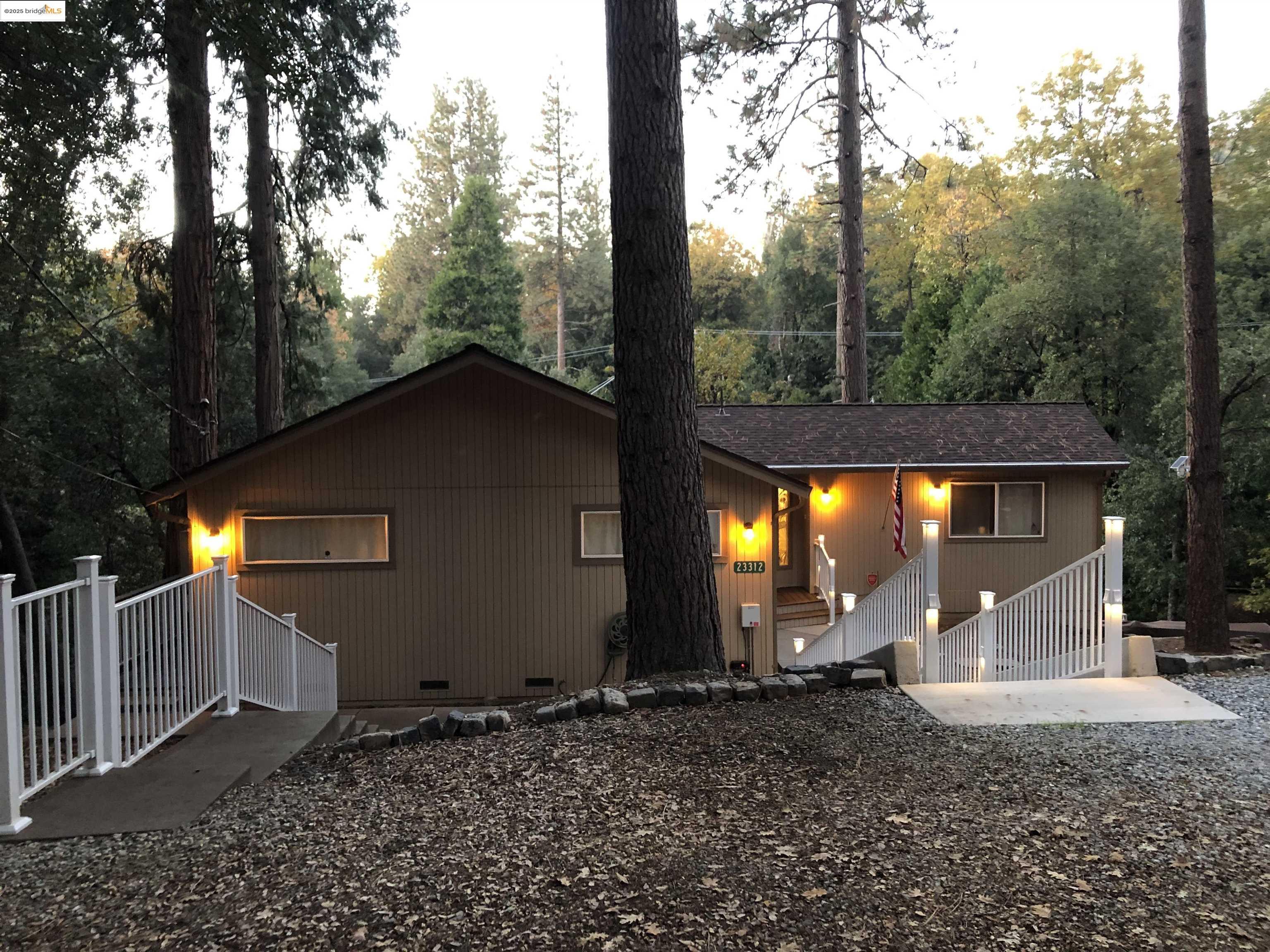 Detail Gallery Image 2 of 52 For 23312 Tanager Drive, Twain Harte,  CA 95383 - 3 Beds | 2 Baths