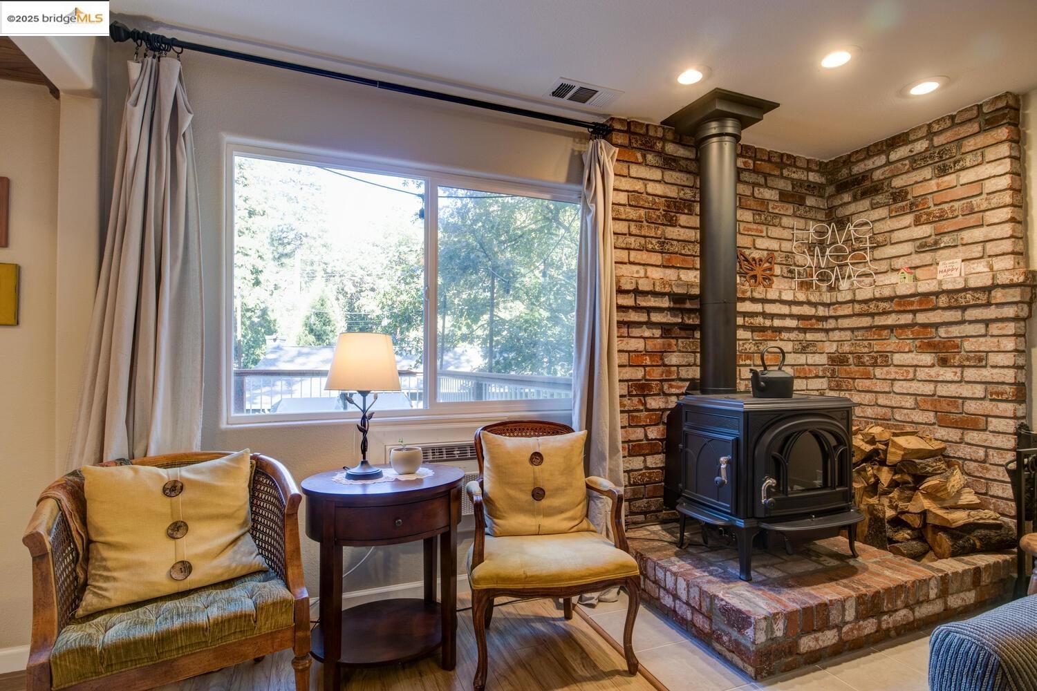 Detail Gallery Image 11 of 52 For 23312 Tanager Drive, Twain Harte,  CA 95383 - 3 Beds | 2 Baths