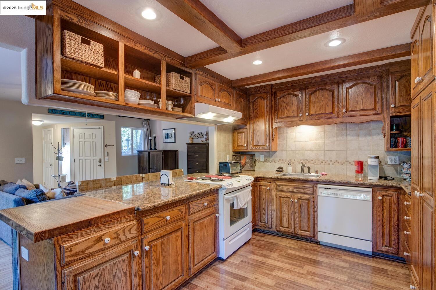 Detail Gallery Image 15 of 52 For 23312 Tanager Drive, Twain Harte,  CA 95383 - 3 Beds | 2 Baths