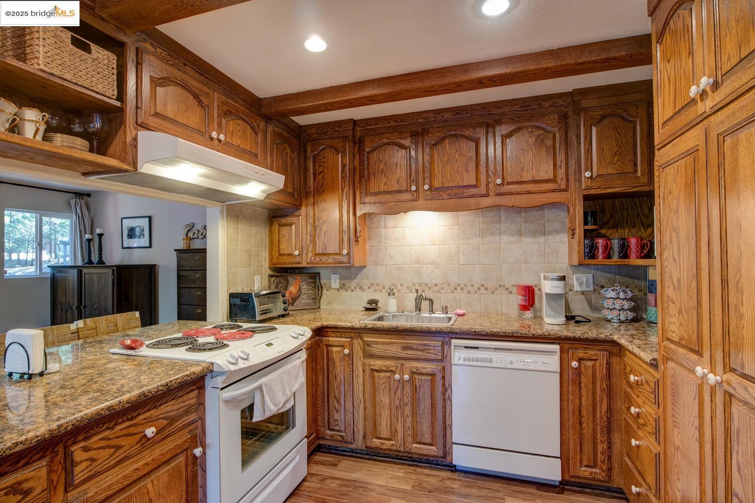 Detail Gallery Image 16 of 52 For 23312 Tanager Drive, Twain Harte,  CA 95383 - 3 Beds | 2 Baths