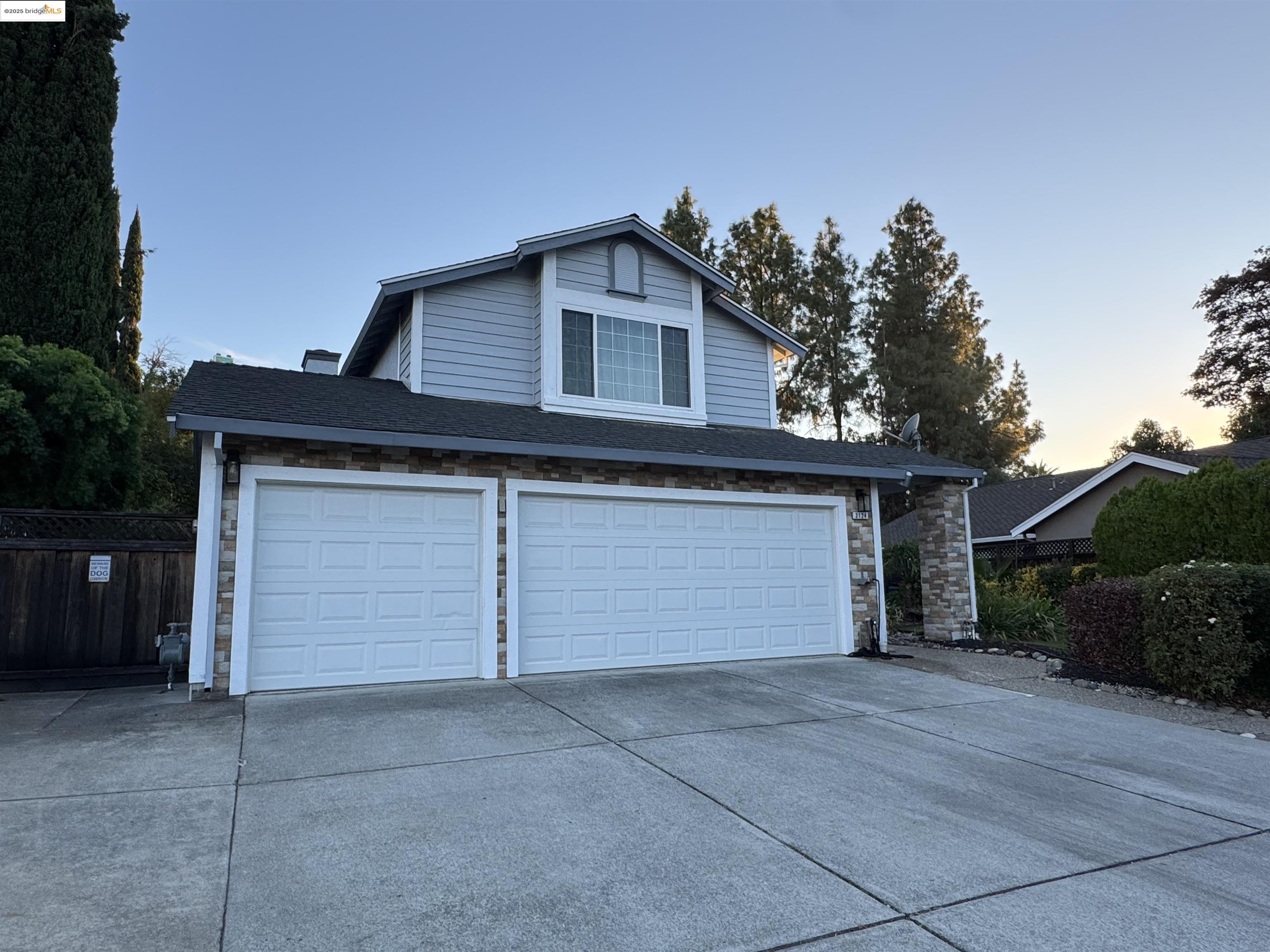 Detail Gallery Image 5 of 57 For 3124 Sunflower Drive, Antioch,  CA 94531 - 5 Beds | 2/1 Baths