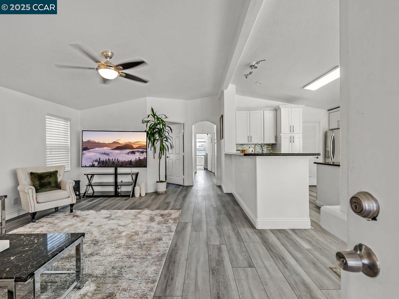 Detail Gallery Image 4 of 45 For 4169 Knightsen Ave, Oakley,  CA 94561 - 3 Beds | 2 Baths