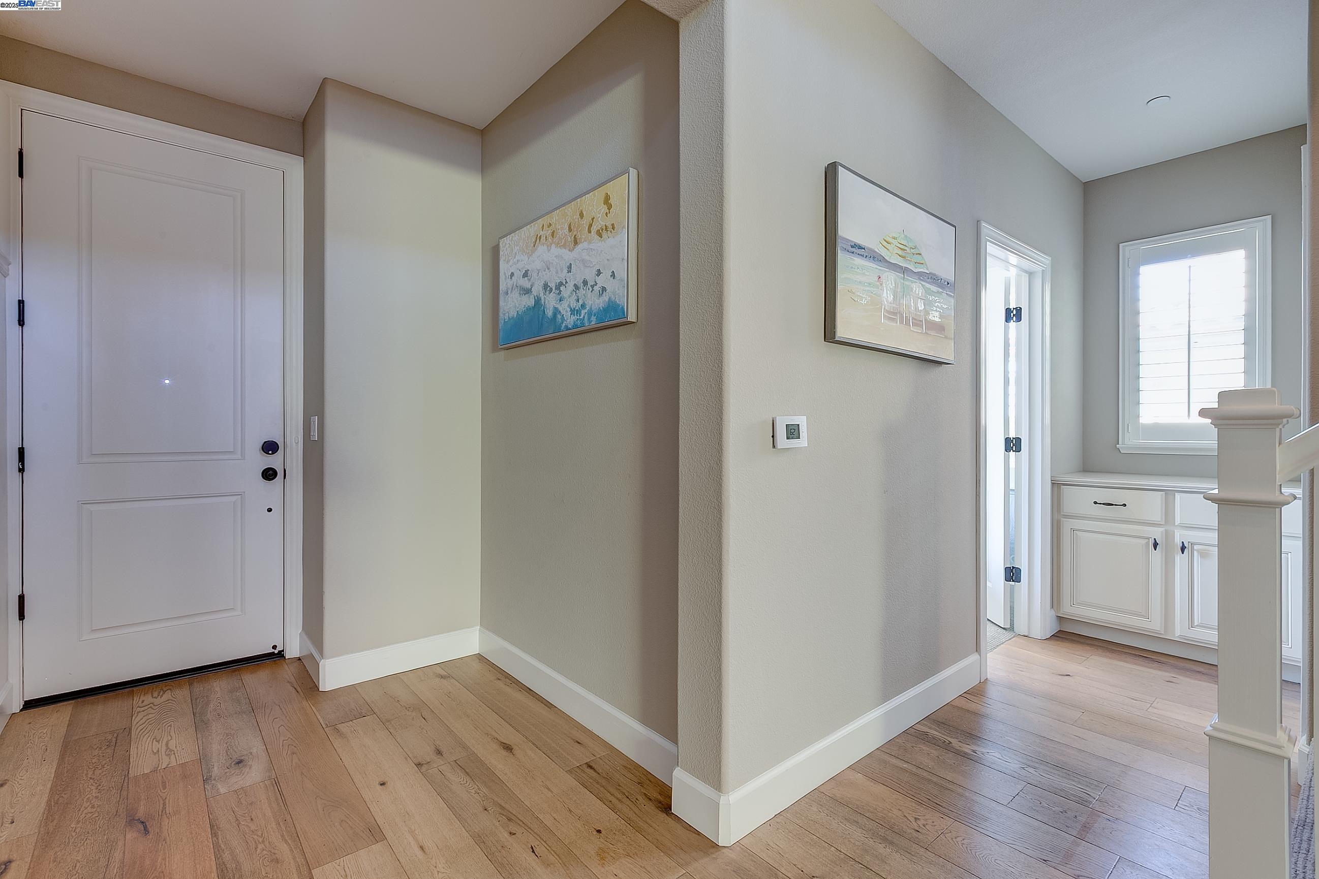 Detail Gallery Image 11 of 60 For 3956 Jordan Ranch Dr, Dublin,  CA 94568 - 5 Beds | 3 Baths