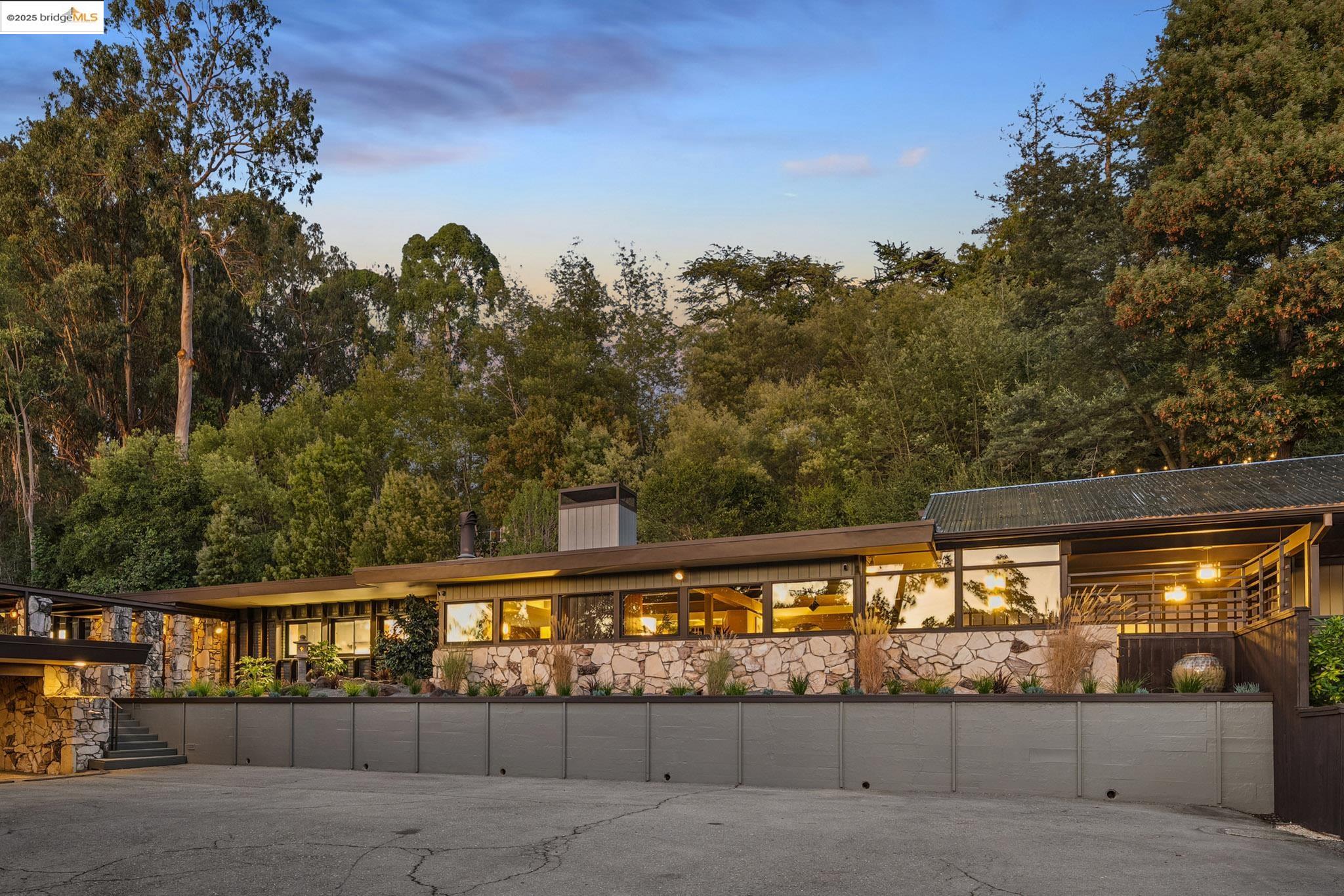 Front Image Thumbnail for EB41116214