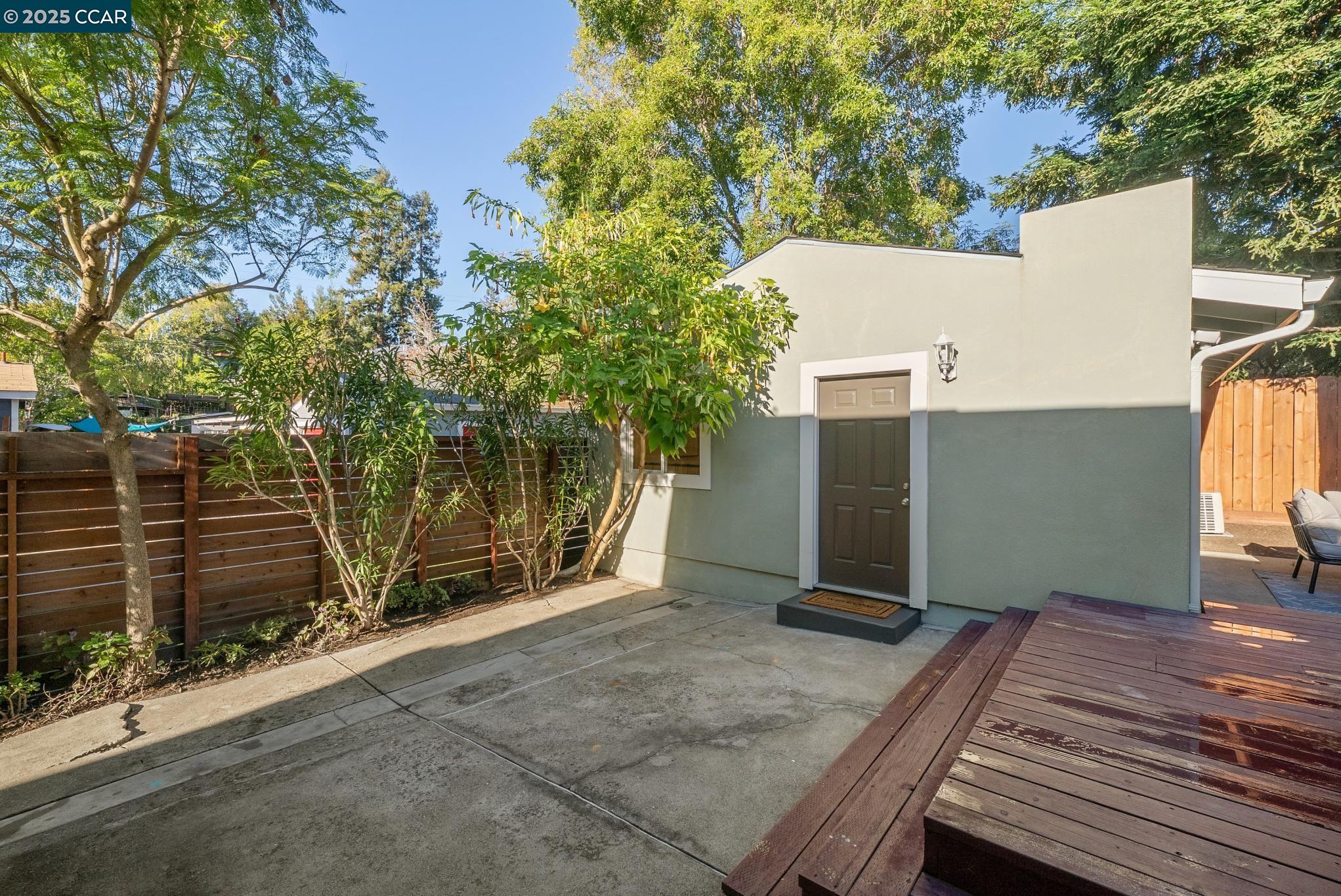 Detail Gallery Image 33 of 45 For 3616 Wisconsin St, Oakland,  CA 94619 - 2 Beds | 1 Baths