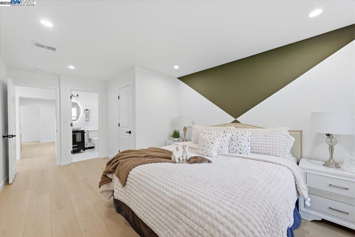 Detail Gallery Image 34 of 60 For 274 Montana St, San Francisco,  CA 94112 - 4 Beds | 4 Baths