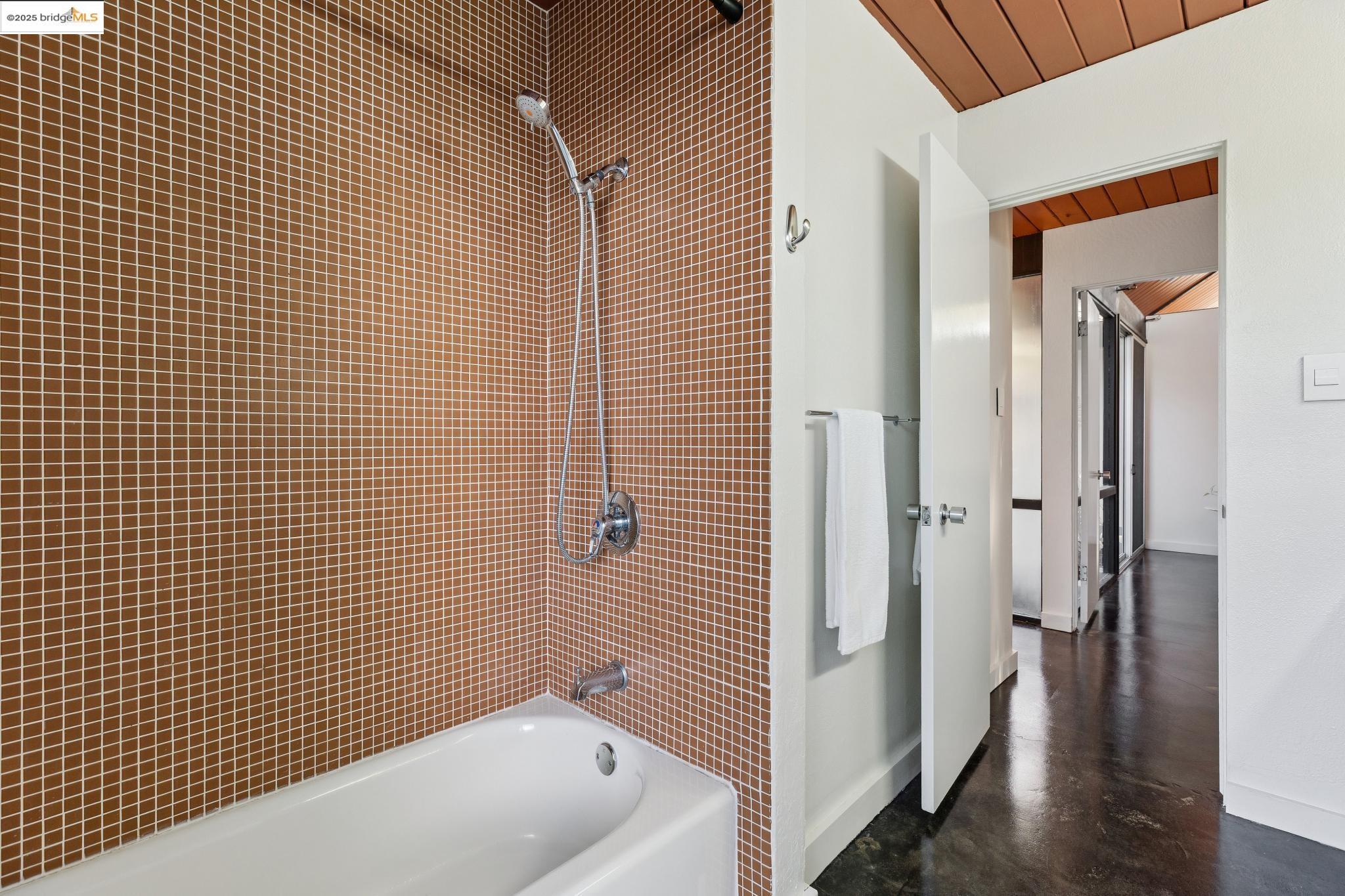 Detail Gallery Image 42 of 58 For 232 Clyde Dr, Walnut Creek,  CA 94598 - 4 Beds | 2 Baths