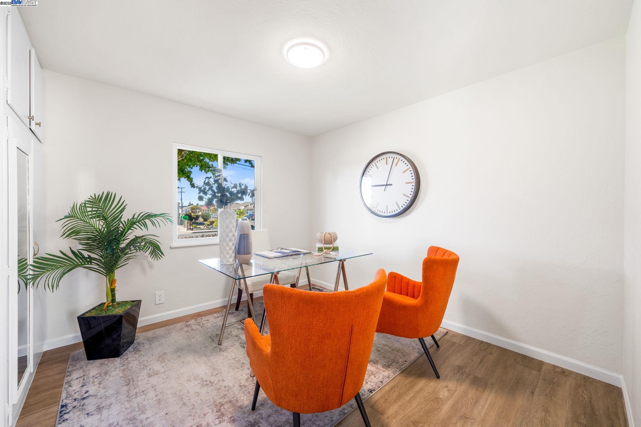 Detail Gallery Image 12 of 25 For 1266 via El Monte, San Lorenzo,  CA 94580 - 3 Beds | 1 Baths