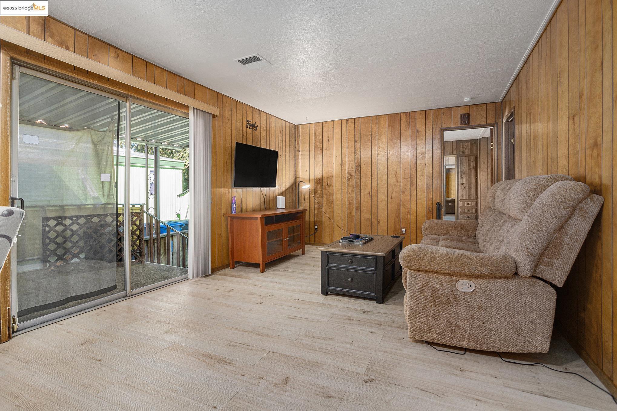 Detail Gallery Image 7 of 31 For 1597 Alamo Drive #126,  Vacaville,  CA 95687 - 2 Beds | 2 Baths