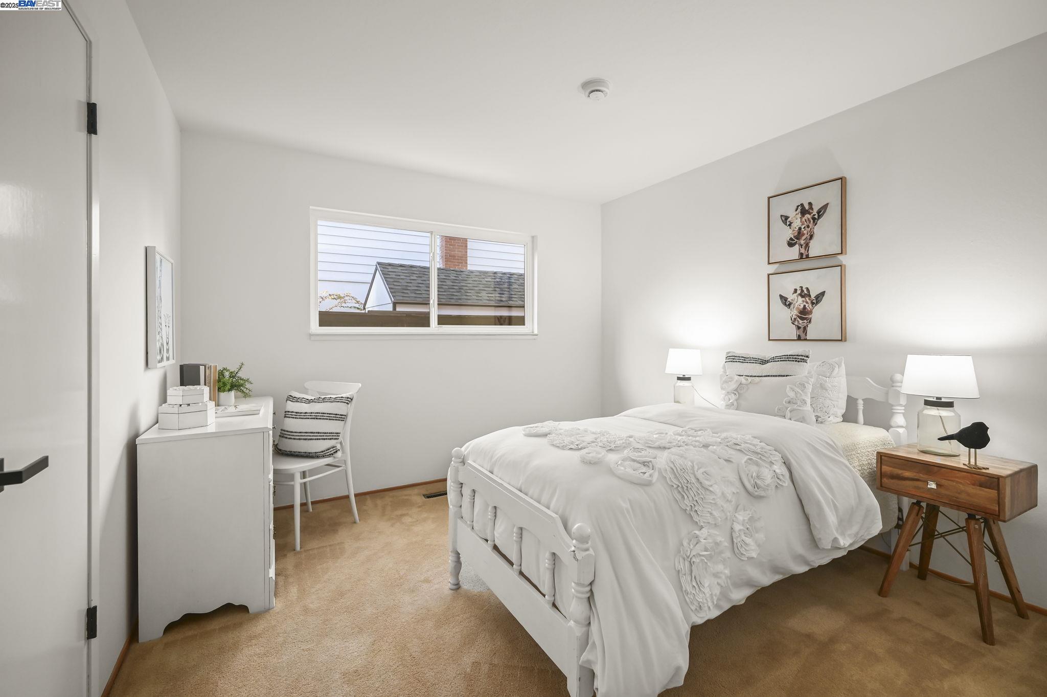 Detail Gallery Image 17 of 34 For 1732 Elmhurst Lane, Concord,  CA 94521 - 4 Beds | 2 Baths