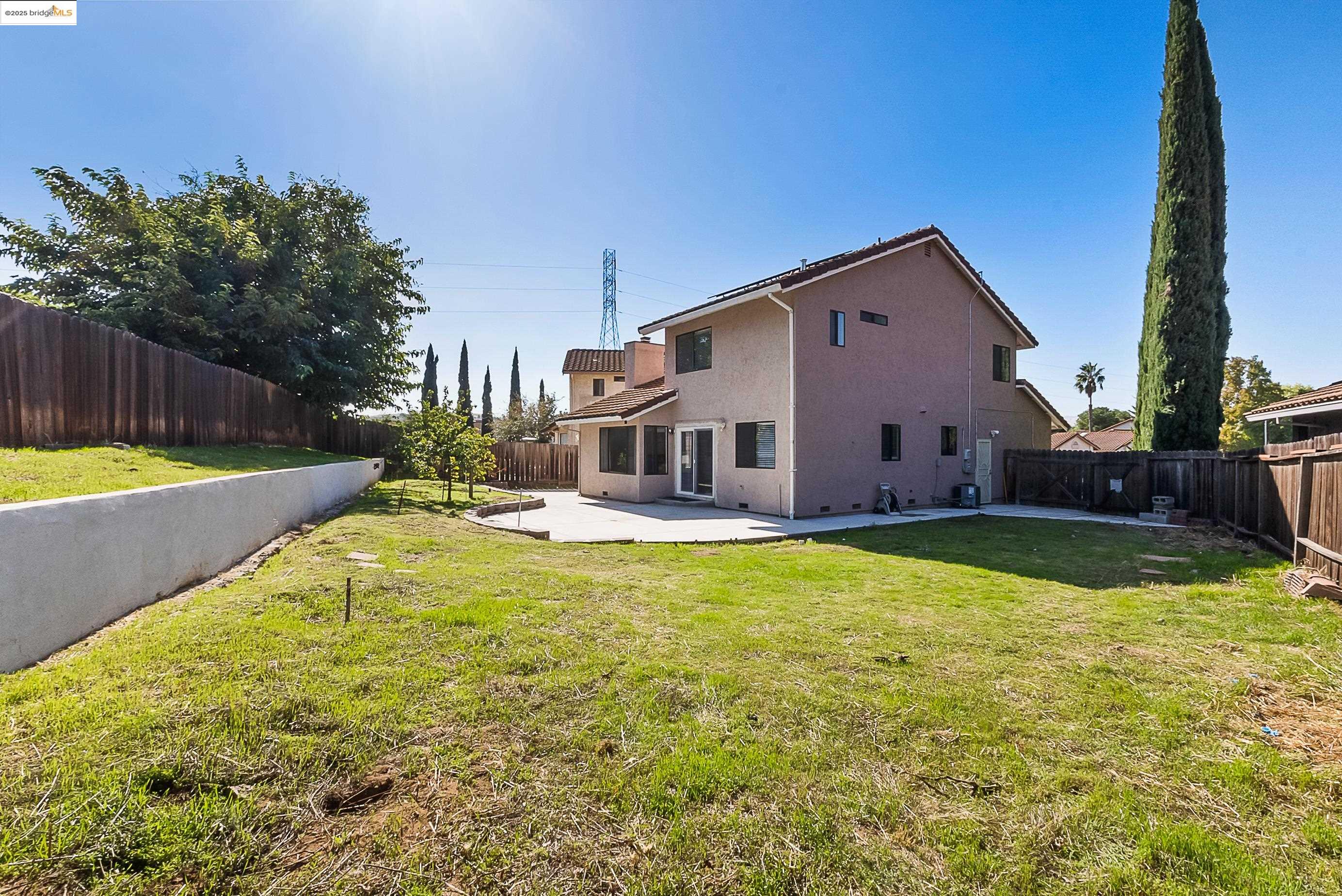 Detail Gallery Image 20 of 26 For 2245 Pinenut Ct, Antioch,  CA 94509 - 3 Beds | 2/1 Baths