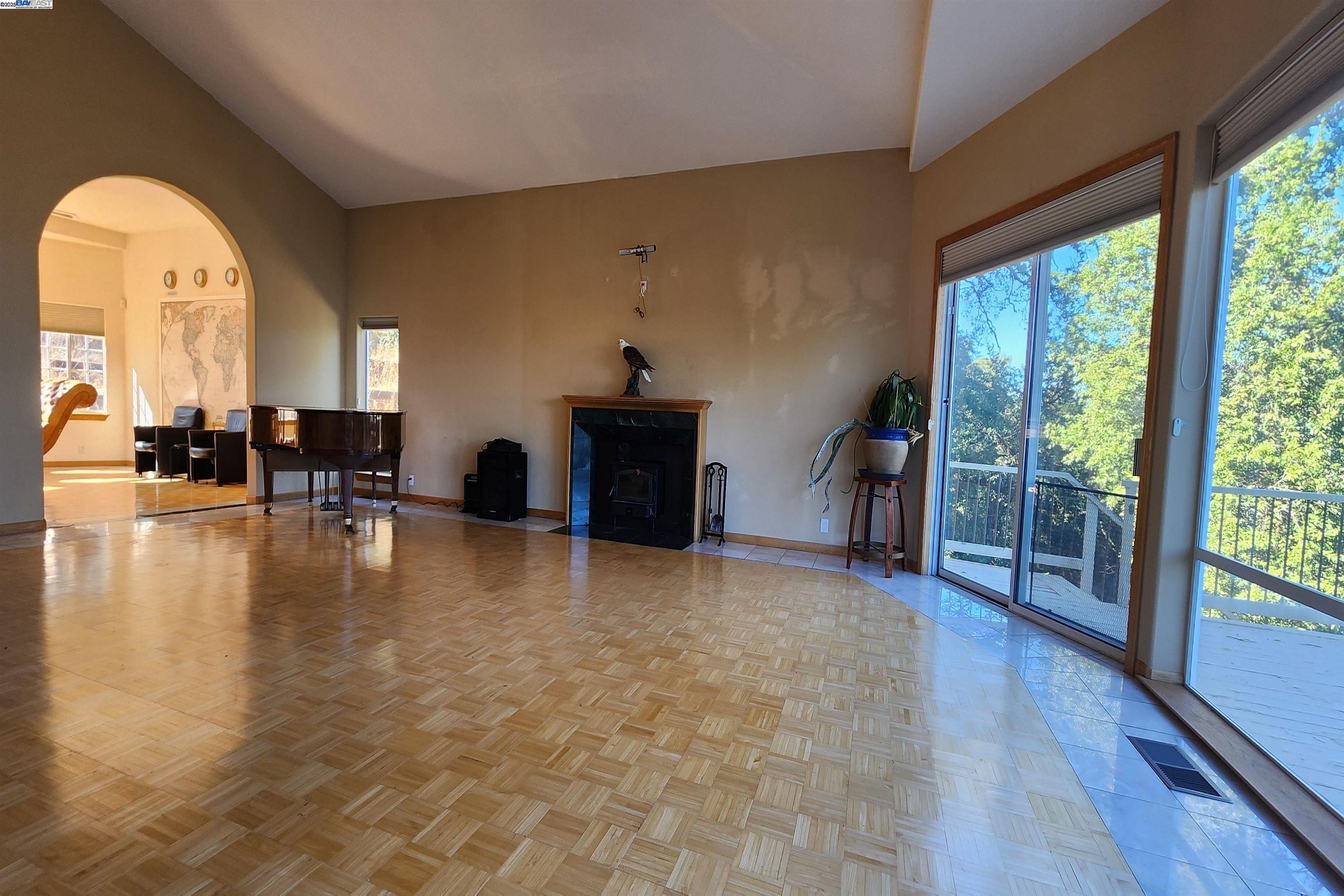 Detail Gallery Image 19 of 60 For 245 Heacox Rd, Woodside,  CA 94062 - 5 Beds | 5 Baths