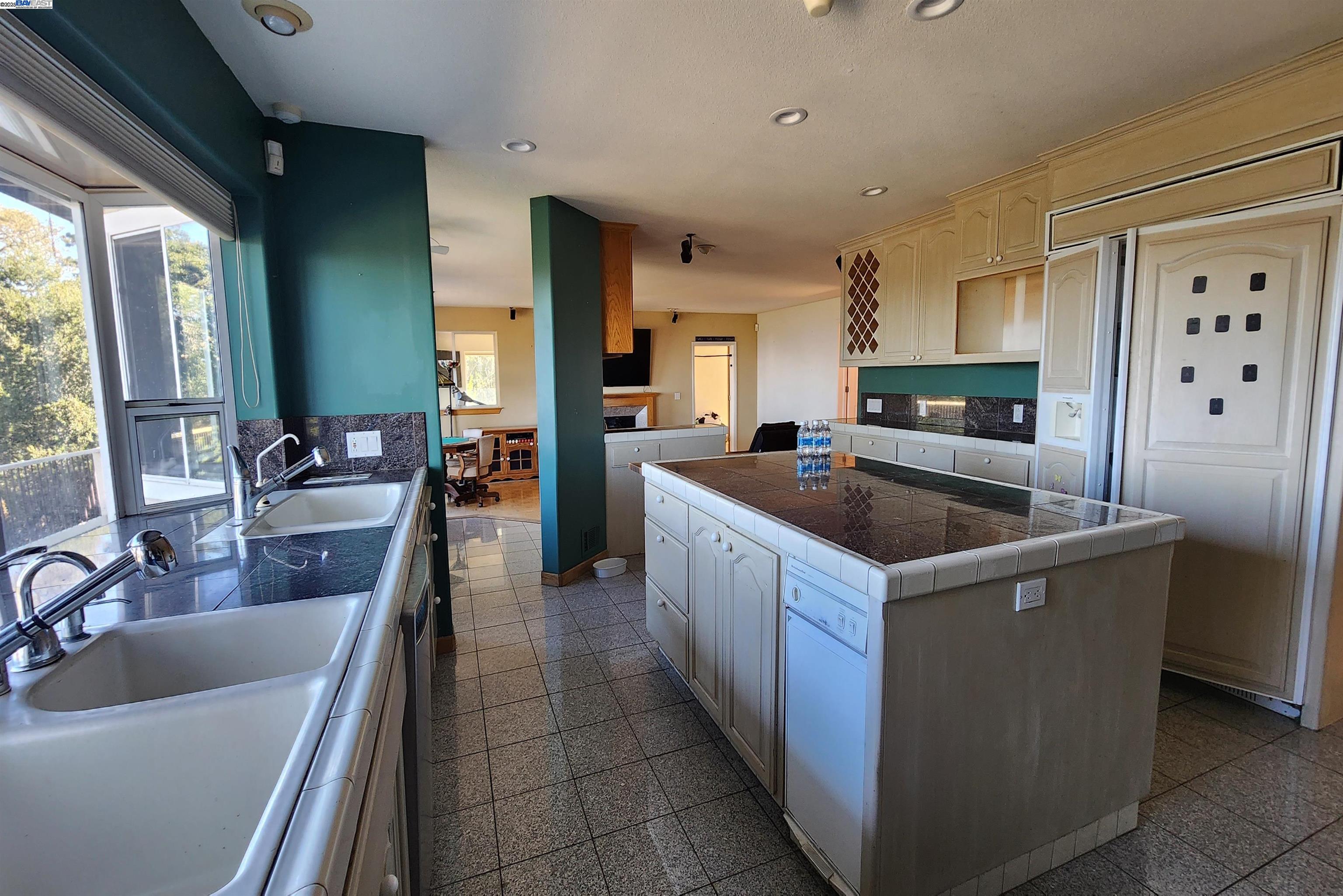 Detail Gallery Image 34 of 60 For 245 Heacox Rd, Woodside,  CA 94062 - 5 Beds | 5 Baths