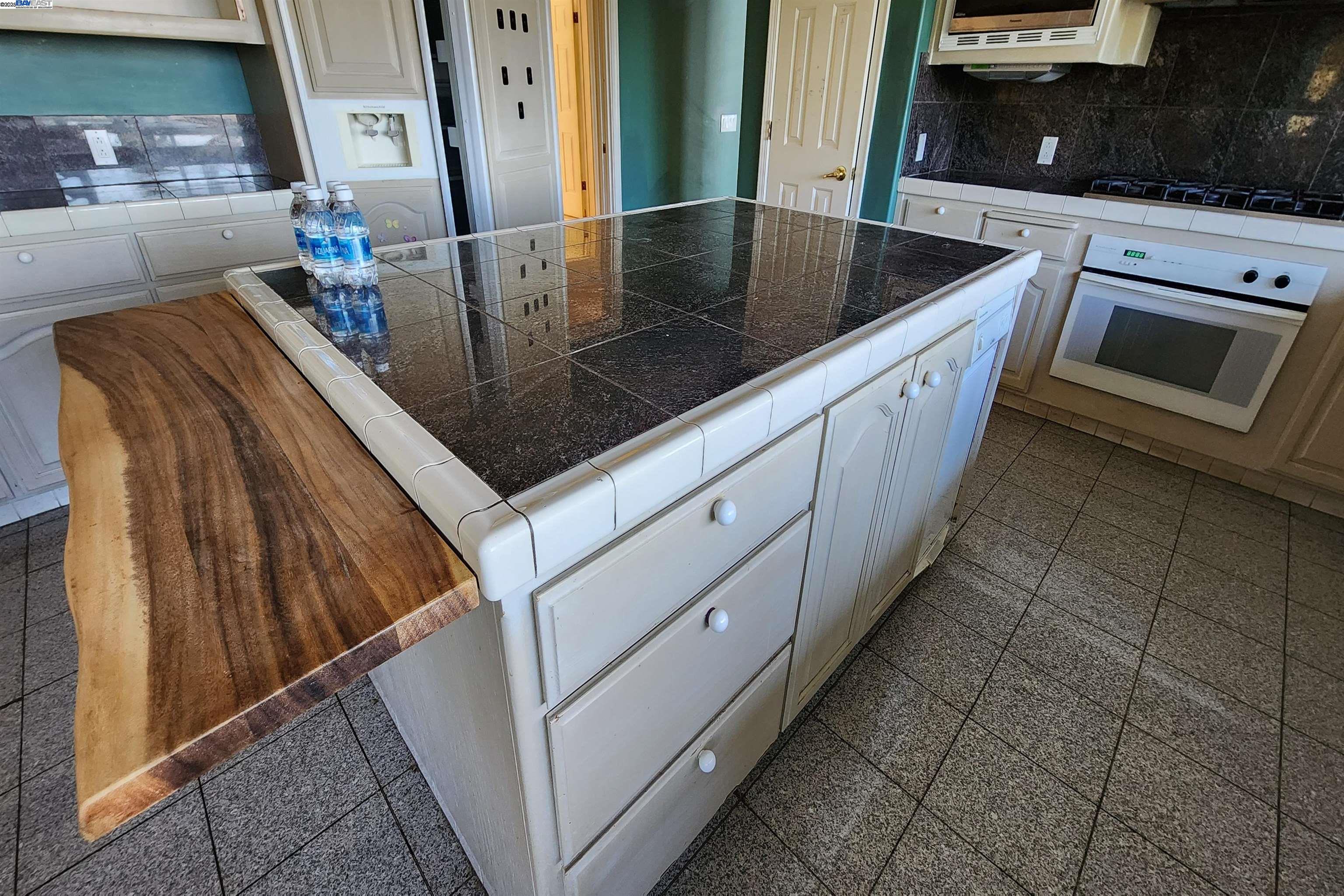 Detail Gallery Image 35 of 60 For 245 Heacox Rd, Woodside,  CA 94062 - 5 Beds | 5 Baths