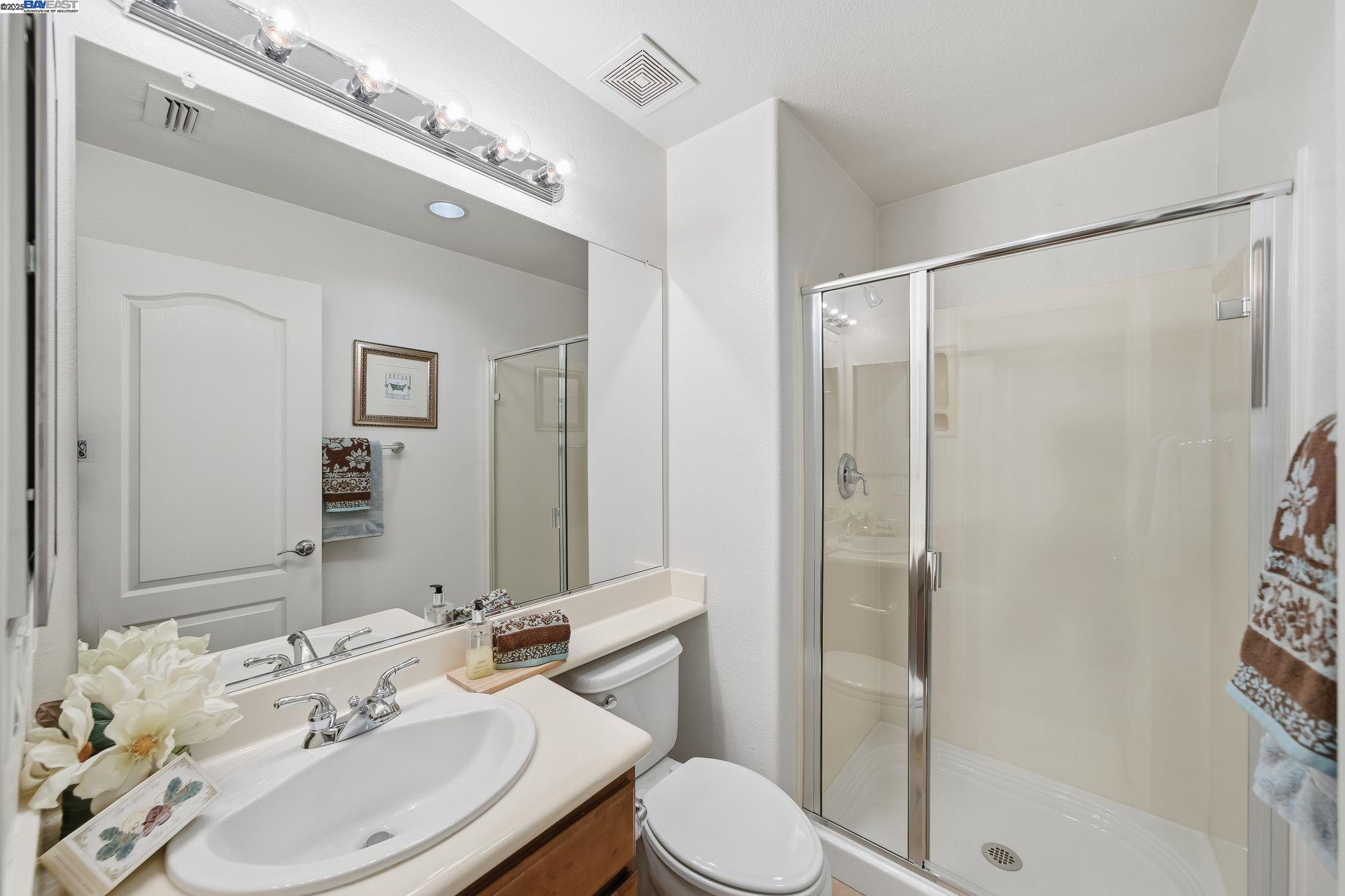 Detail Gallery Image 17 of 52 For 3638 Sandalford Way, San Ramon,  CA 94582 - 4 Beds | 3 Baths