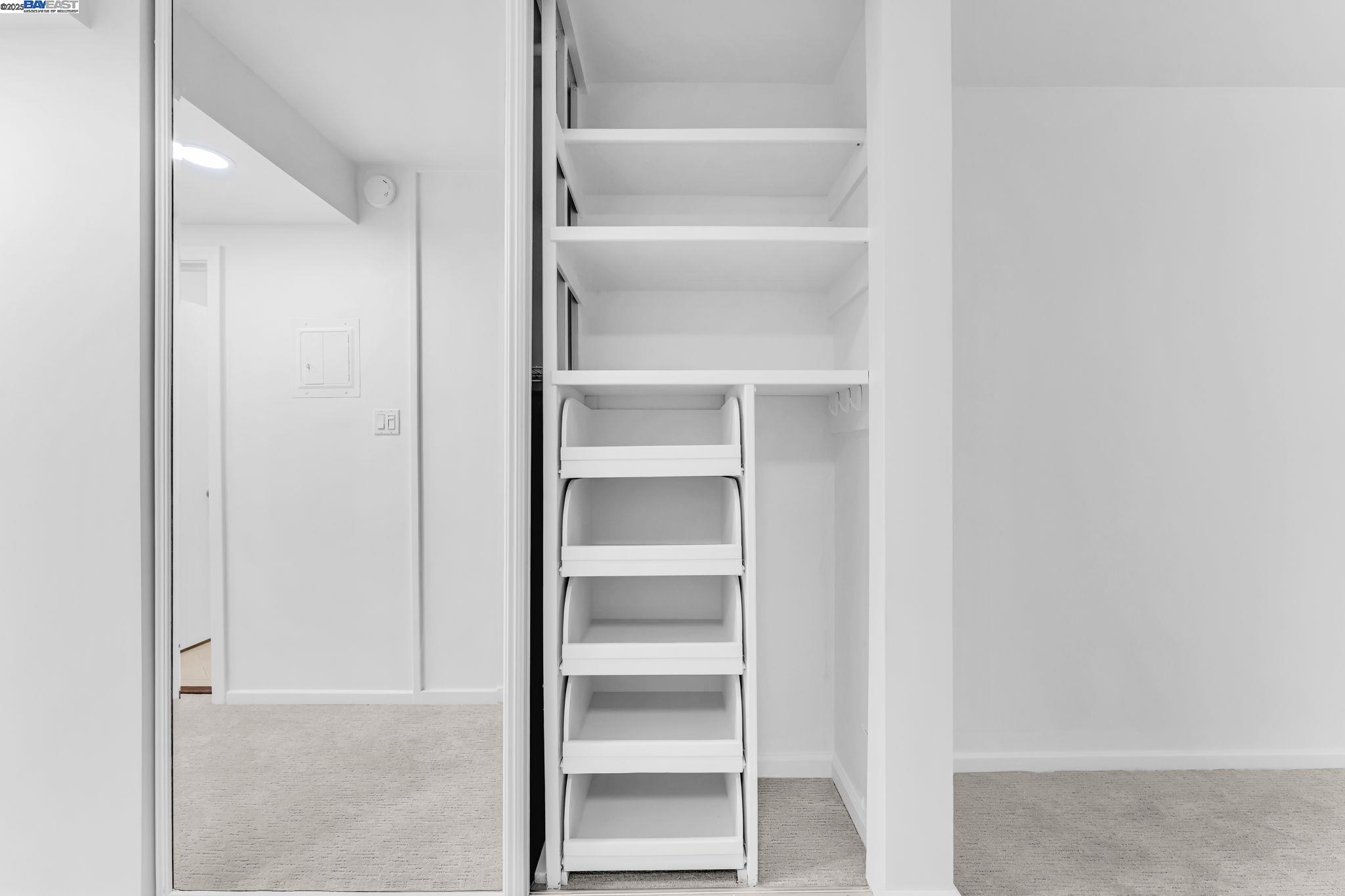 Detail Gallery Image 36 of 58 For 1260 Clay St #207,  San Francisco,  CA 94108 - 1 Beds | 1 Baths