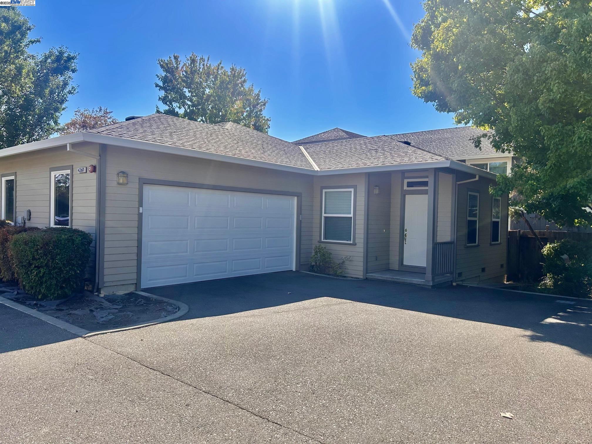 Front Image Thumbnail for BE41116260