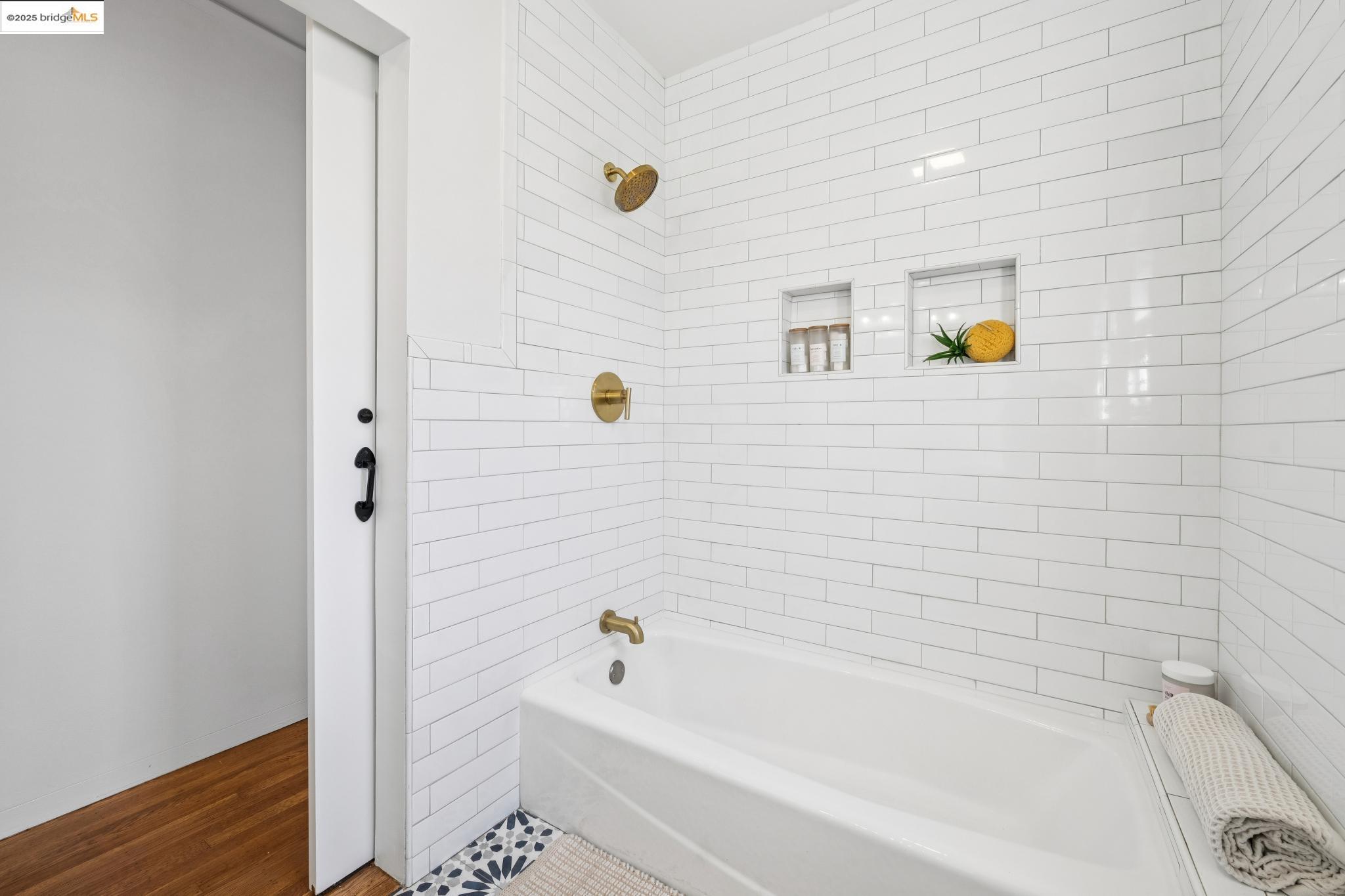 Detail Gallery Image 33 of 60 For 84 Begier Ave, San Leandro,  CA 94577 - 2 Beds | 1 Baths