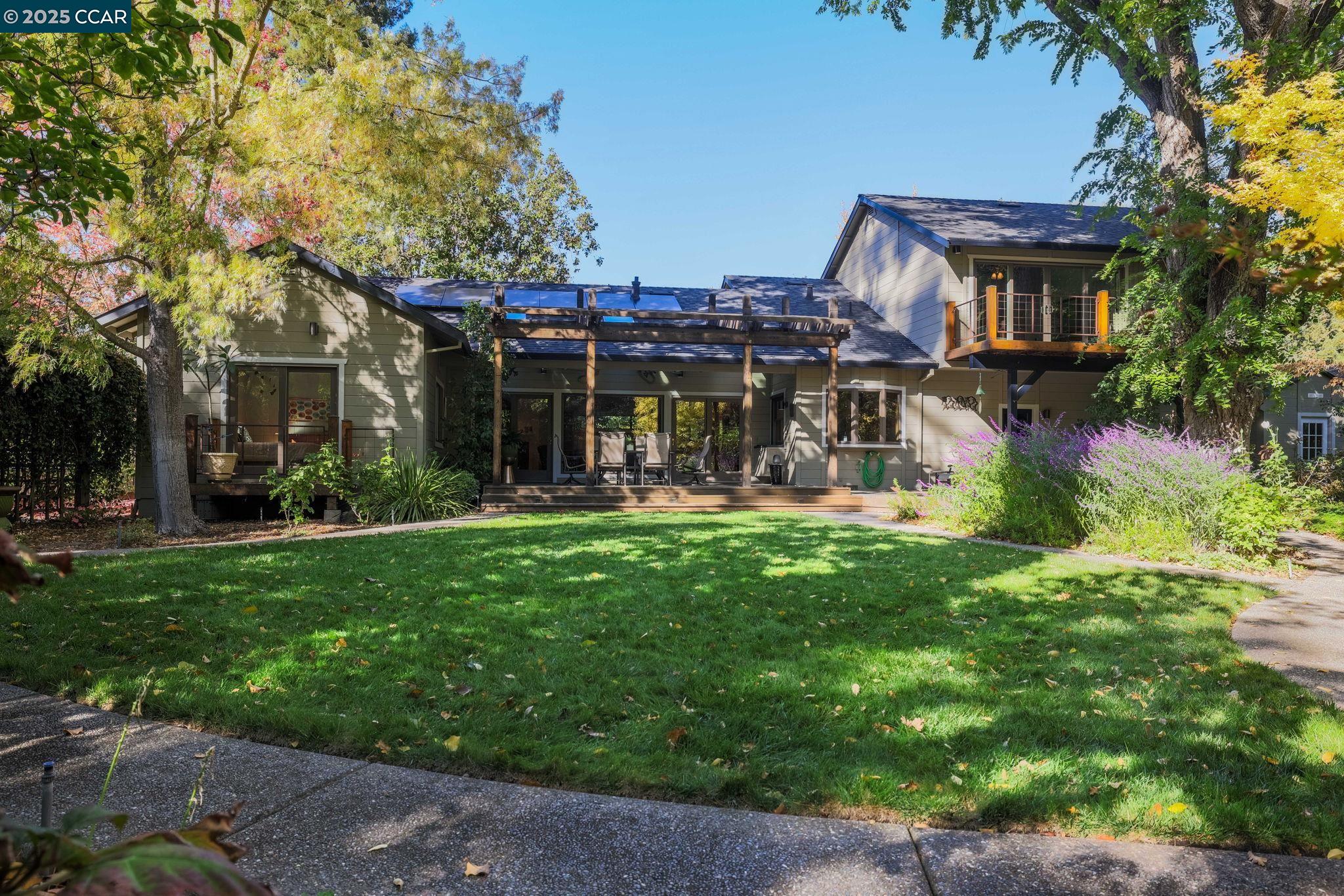 Front Image Thumbnail for CC41116265