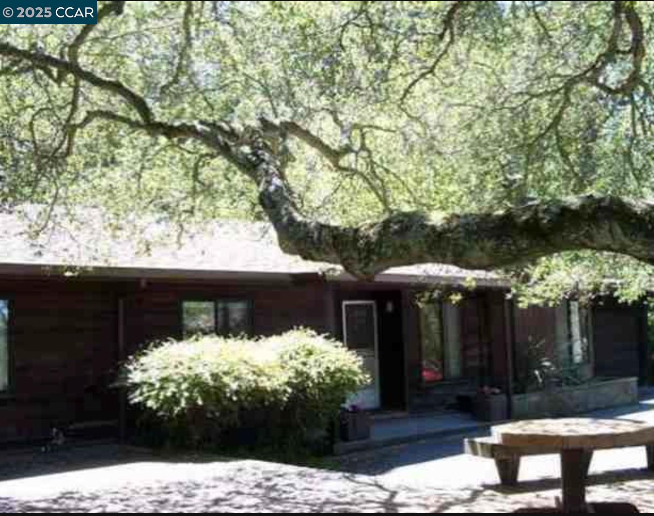 Front Image Thumbnail for CC41116270