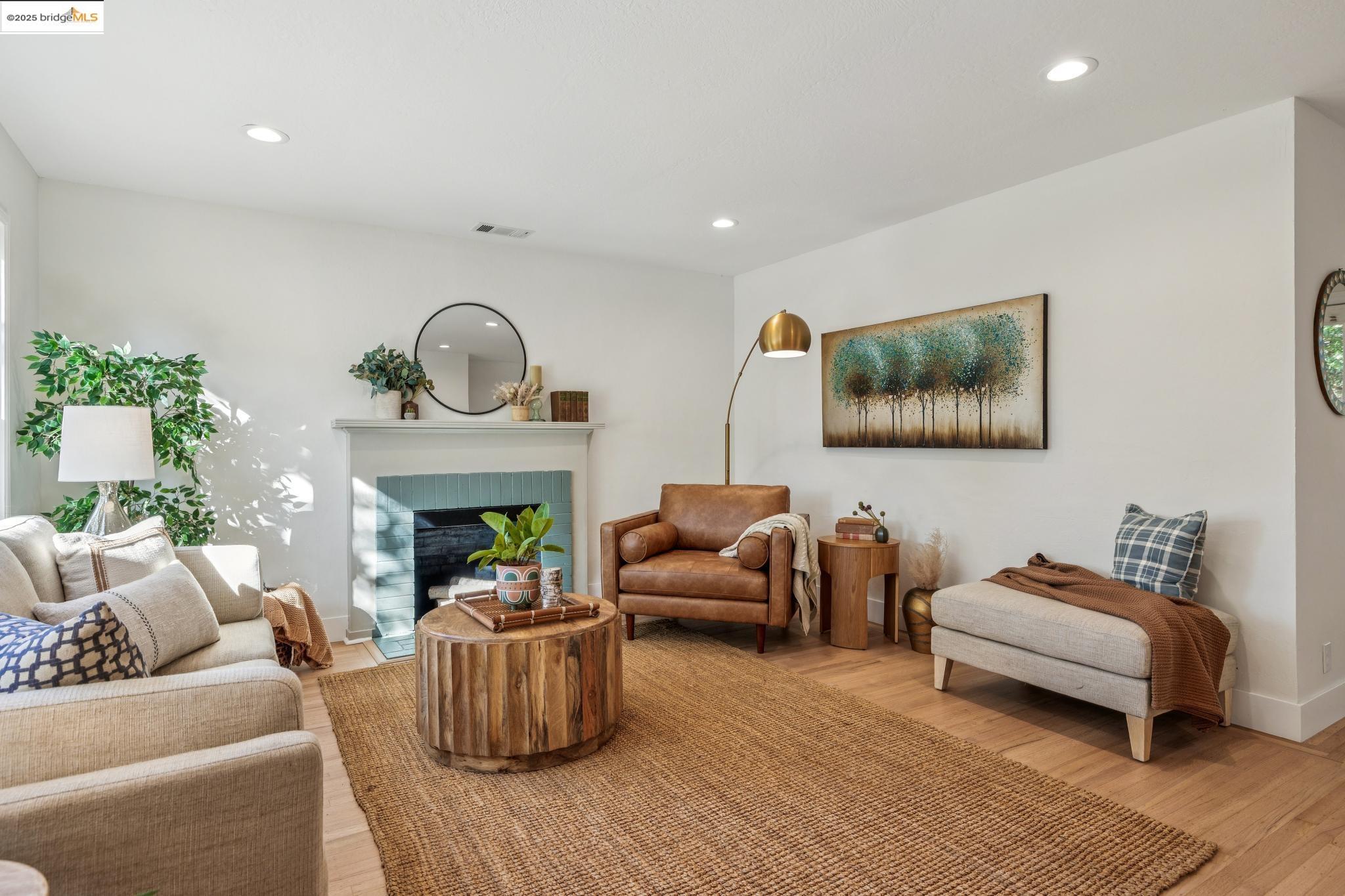 Detail Gallery Image 11 of 55 For 1017 Esther Dr, Pleasant Hill,  CA 94523 - 2 Beds | 1 Baths